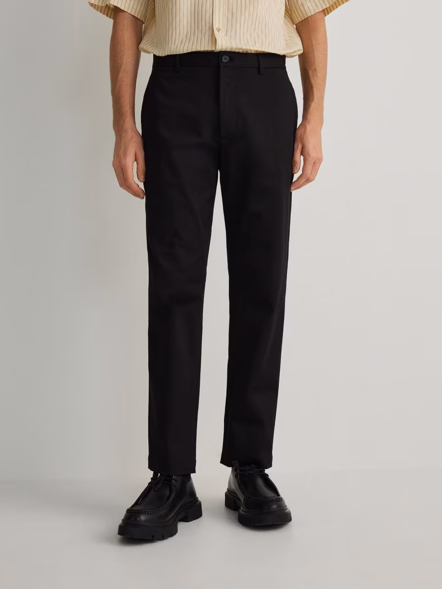 Leisure Fit Chino Trousers