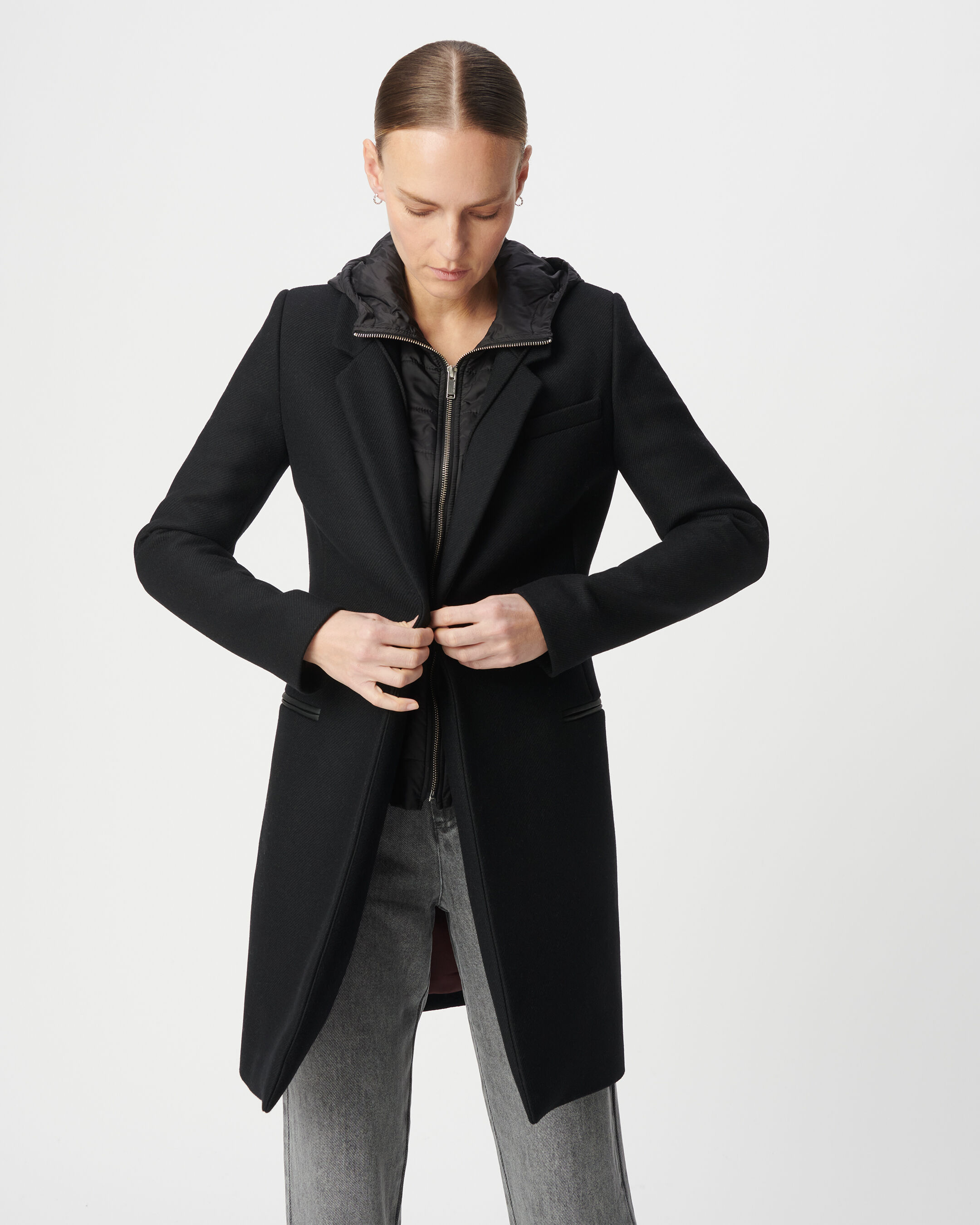 Manteau mi-long noir capuche matelassée amovible Femme