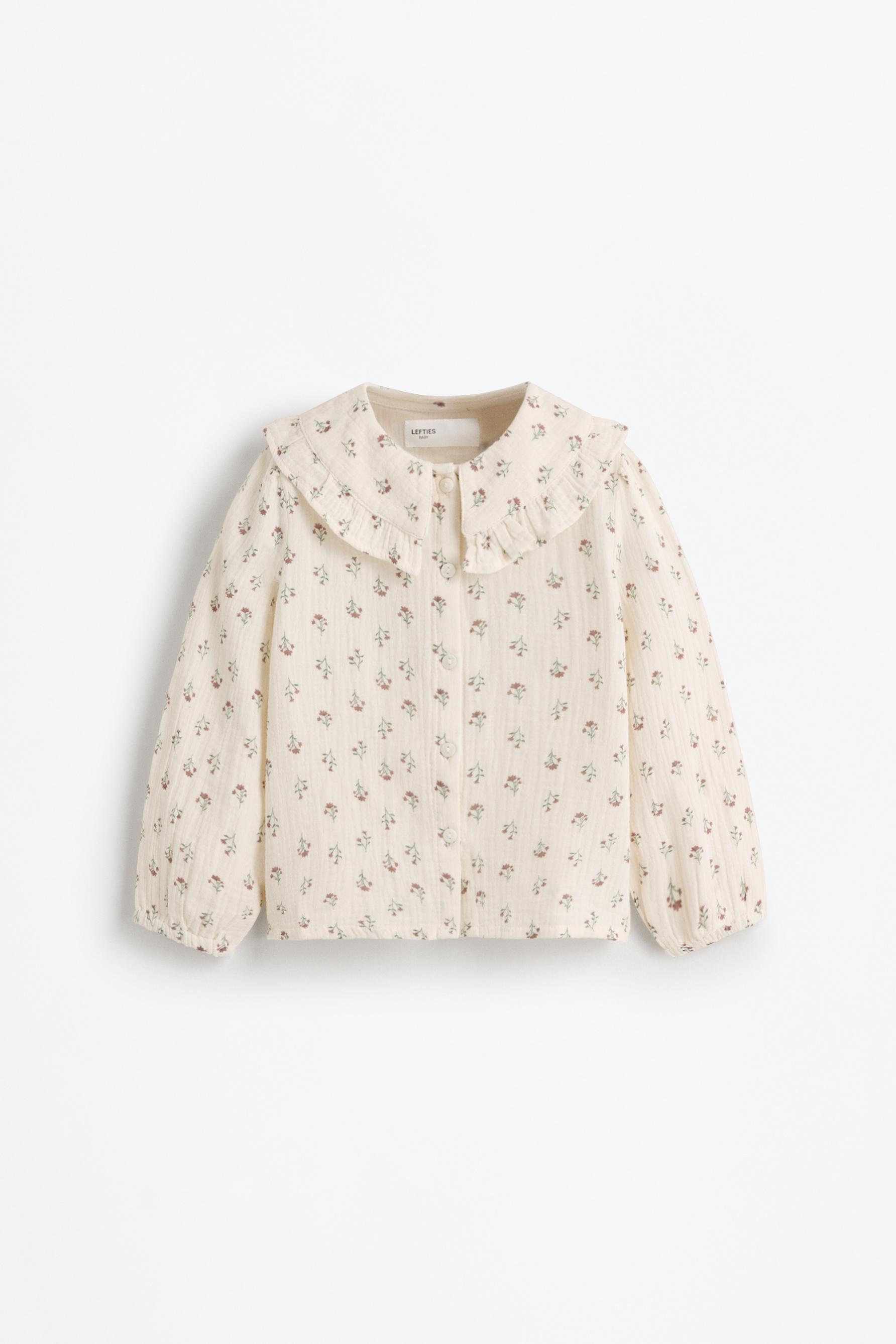 Camisa cuello volante con textura