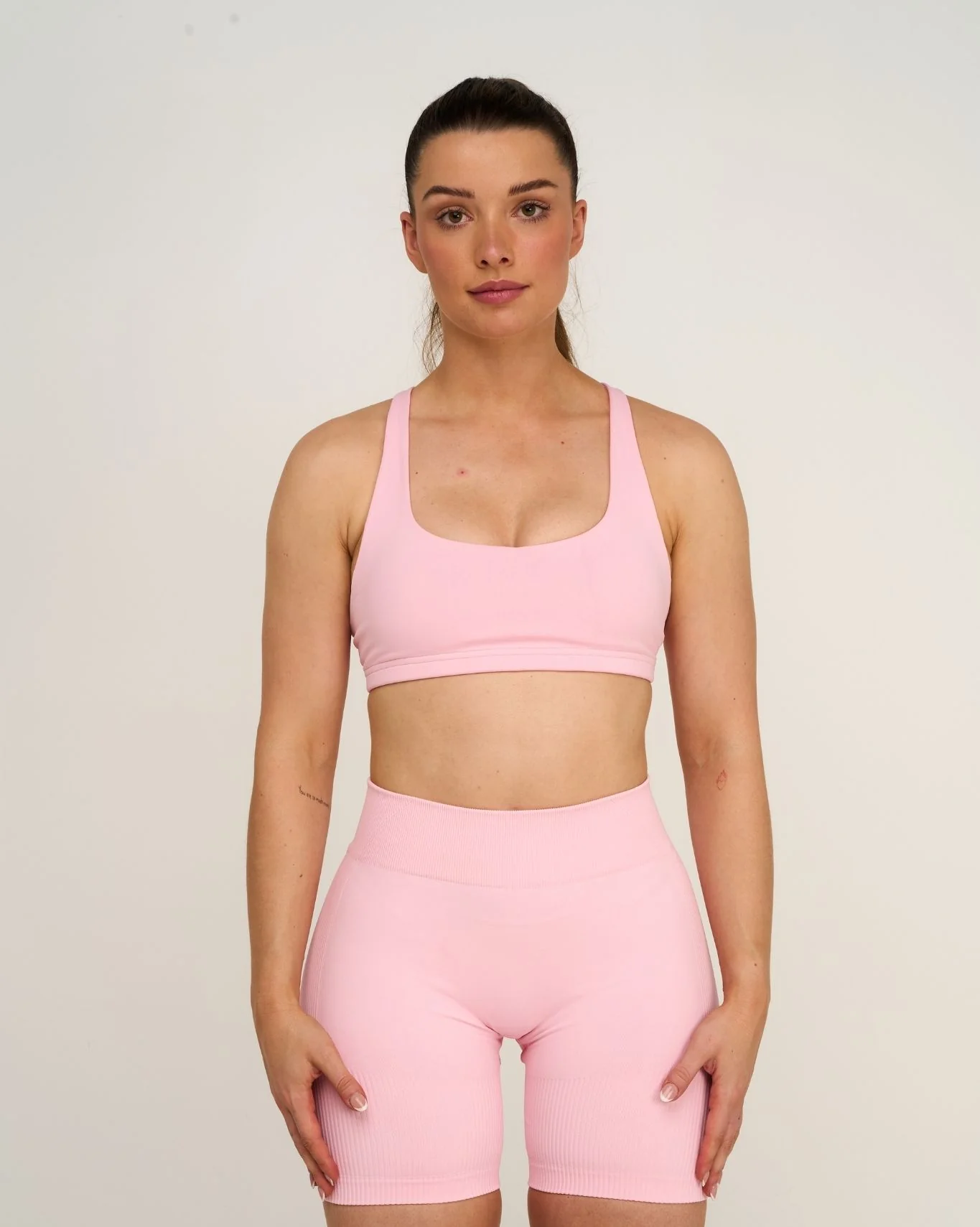 Elevate™ Sculpting Medium Impact Multiway Bra | Cotton Pink