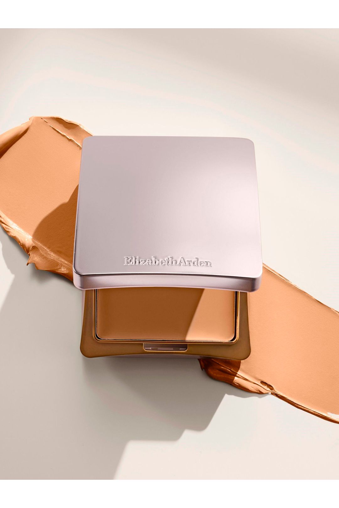 Elizabeth Arden Flawless Finish Sponge On Cream Foundation