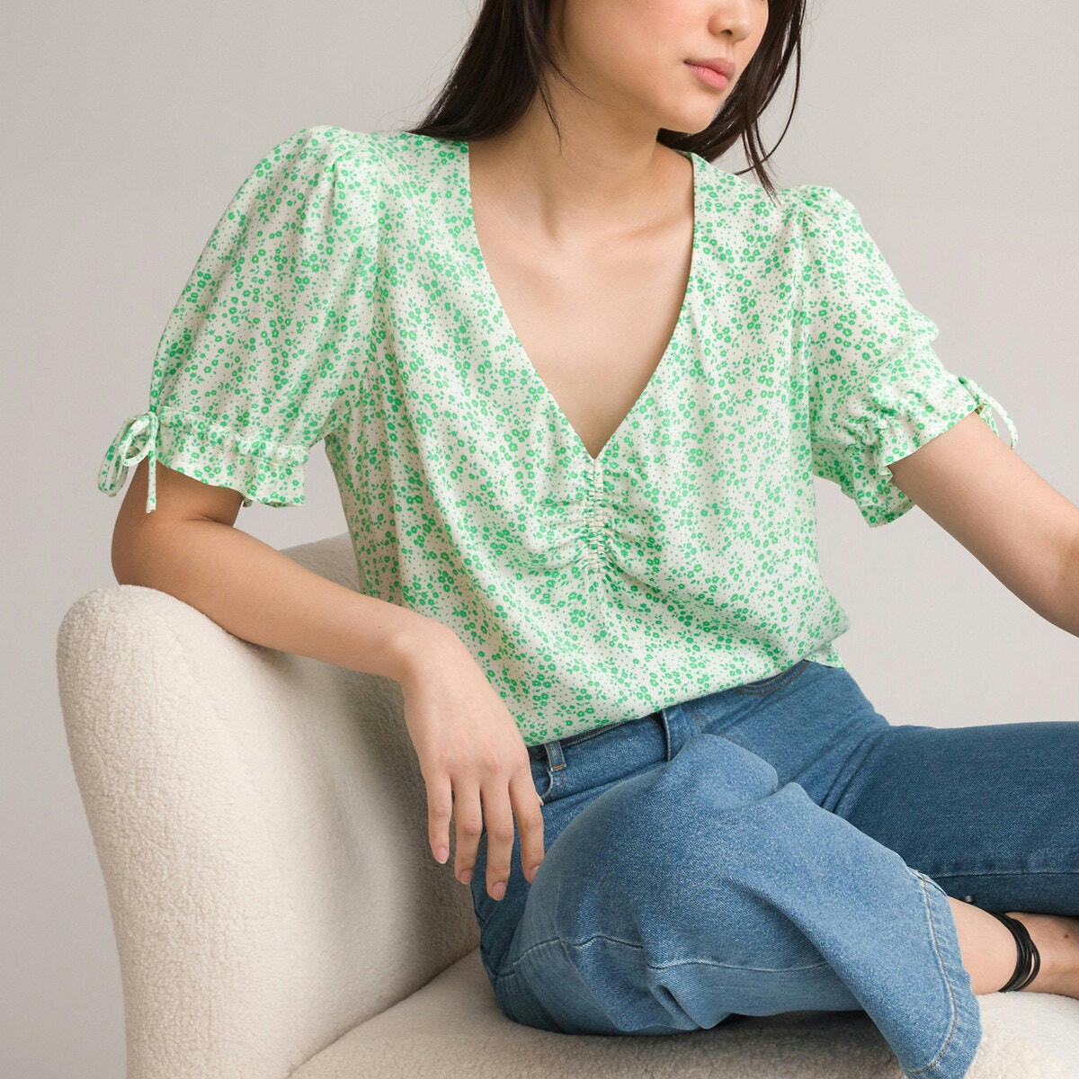 Blouse col v imprimé floral, manches courtes