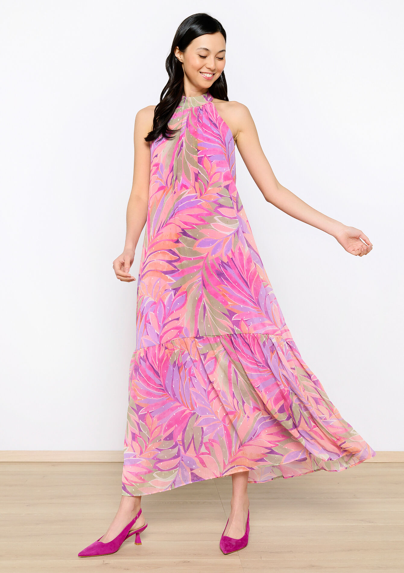 Halterjurk met bladerprint