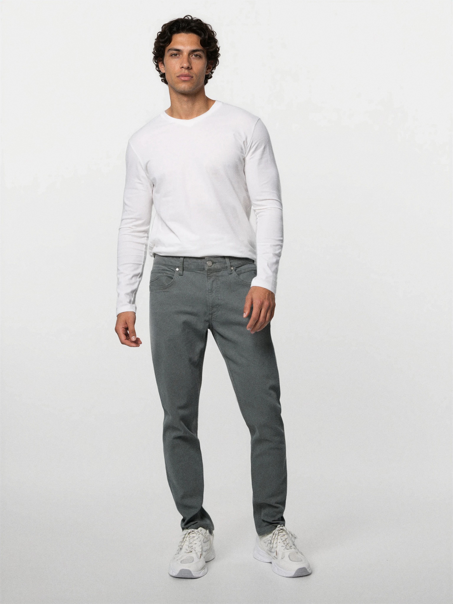 Jeansy slim fit