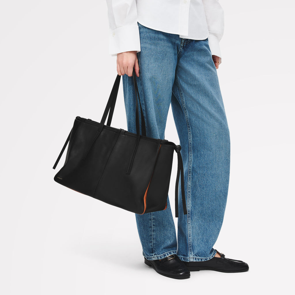 The Connaught - Large Open Top Shoulder