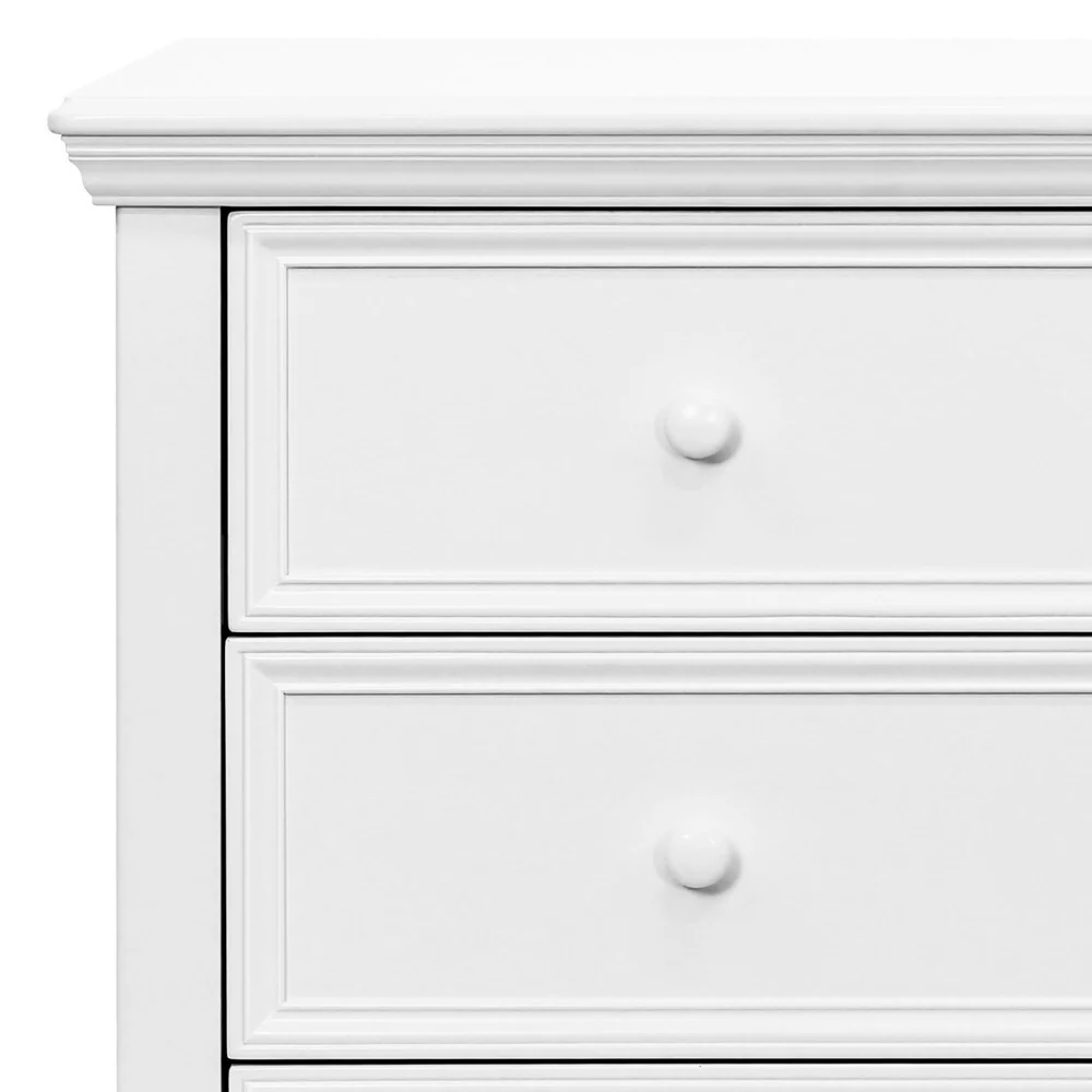 Kolcraft 4-drawer Transitional White Dresser