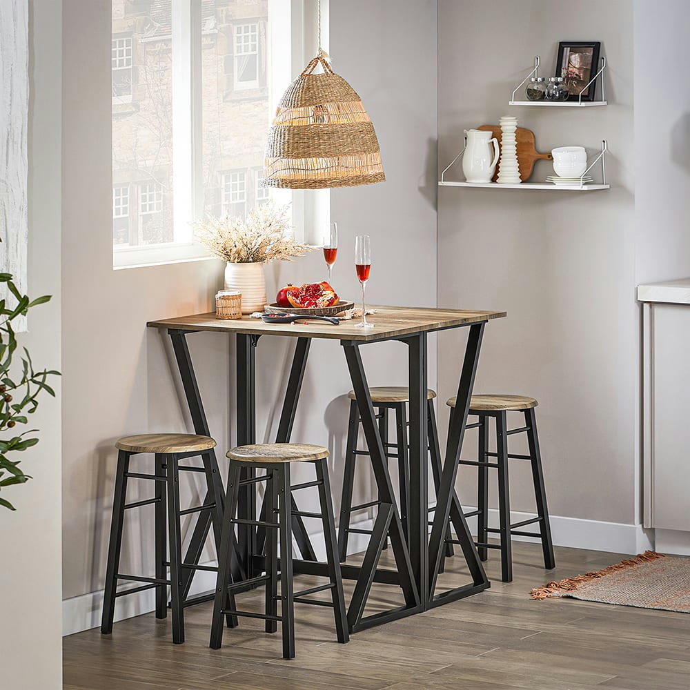 - Set de 1 table à manger et 4 chaises effet bois et métal noir