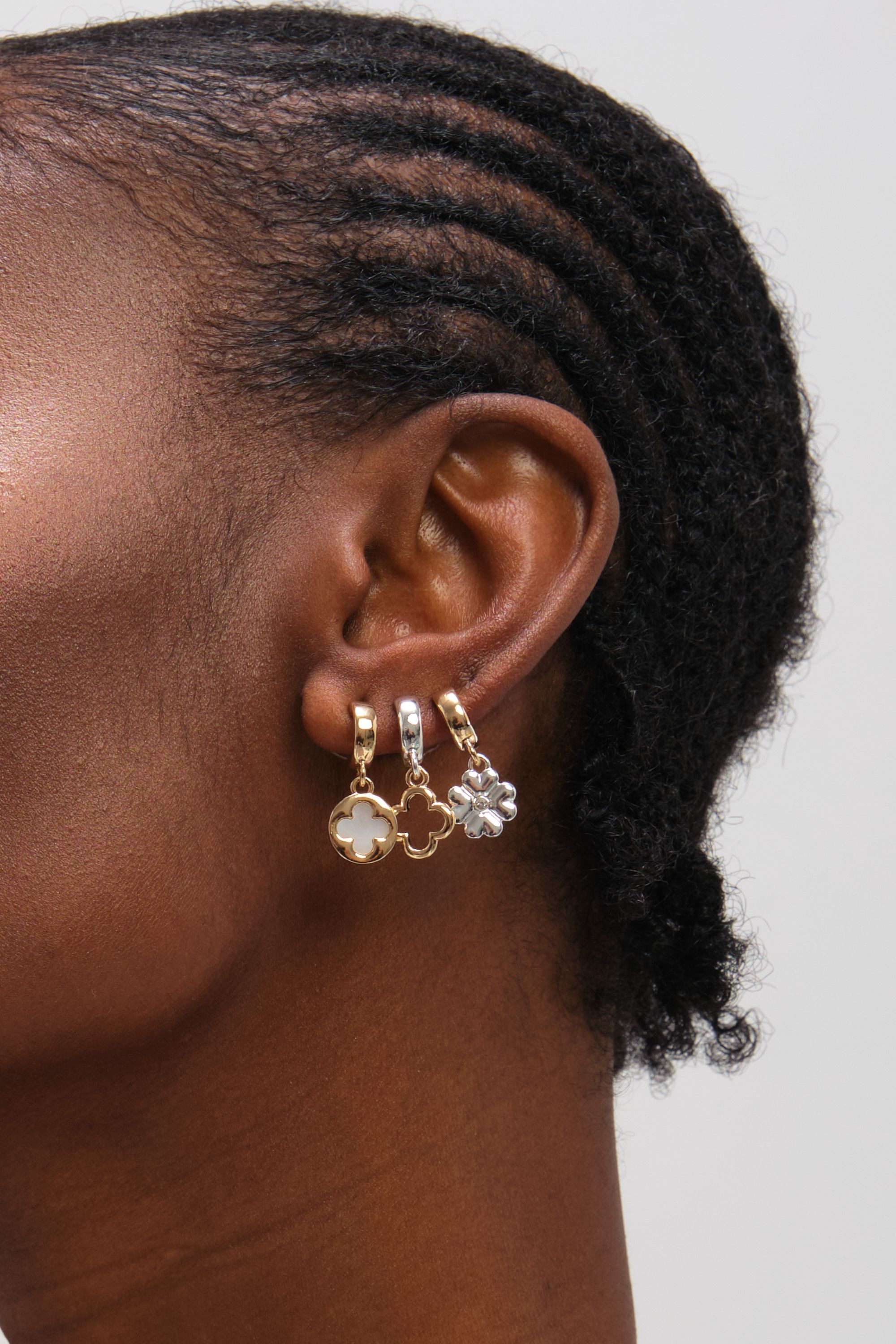 Mood Two Tone Clover Earrings - Pack Of 3