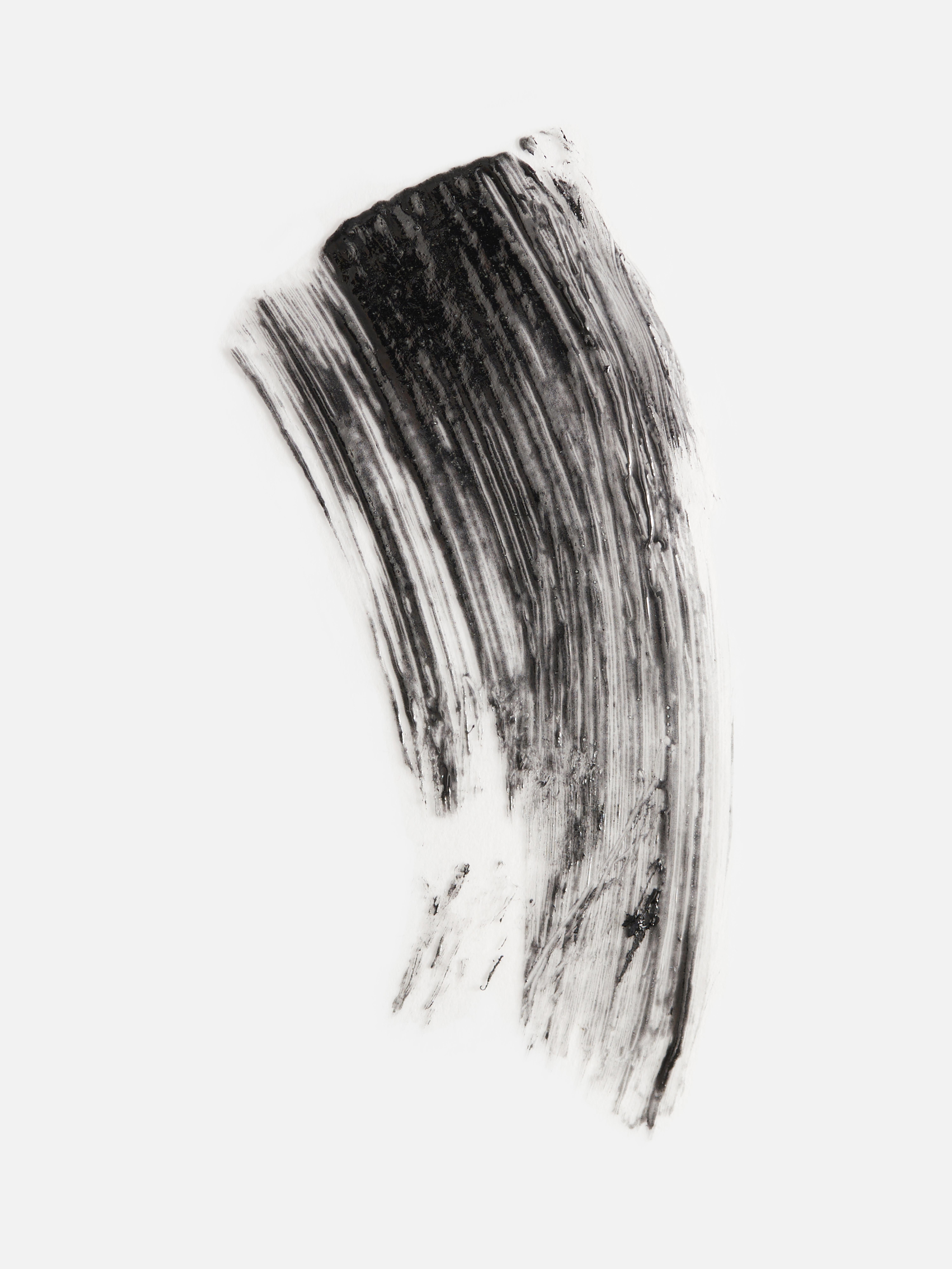 PS... False Lash Queen Volumizing Mascara