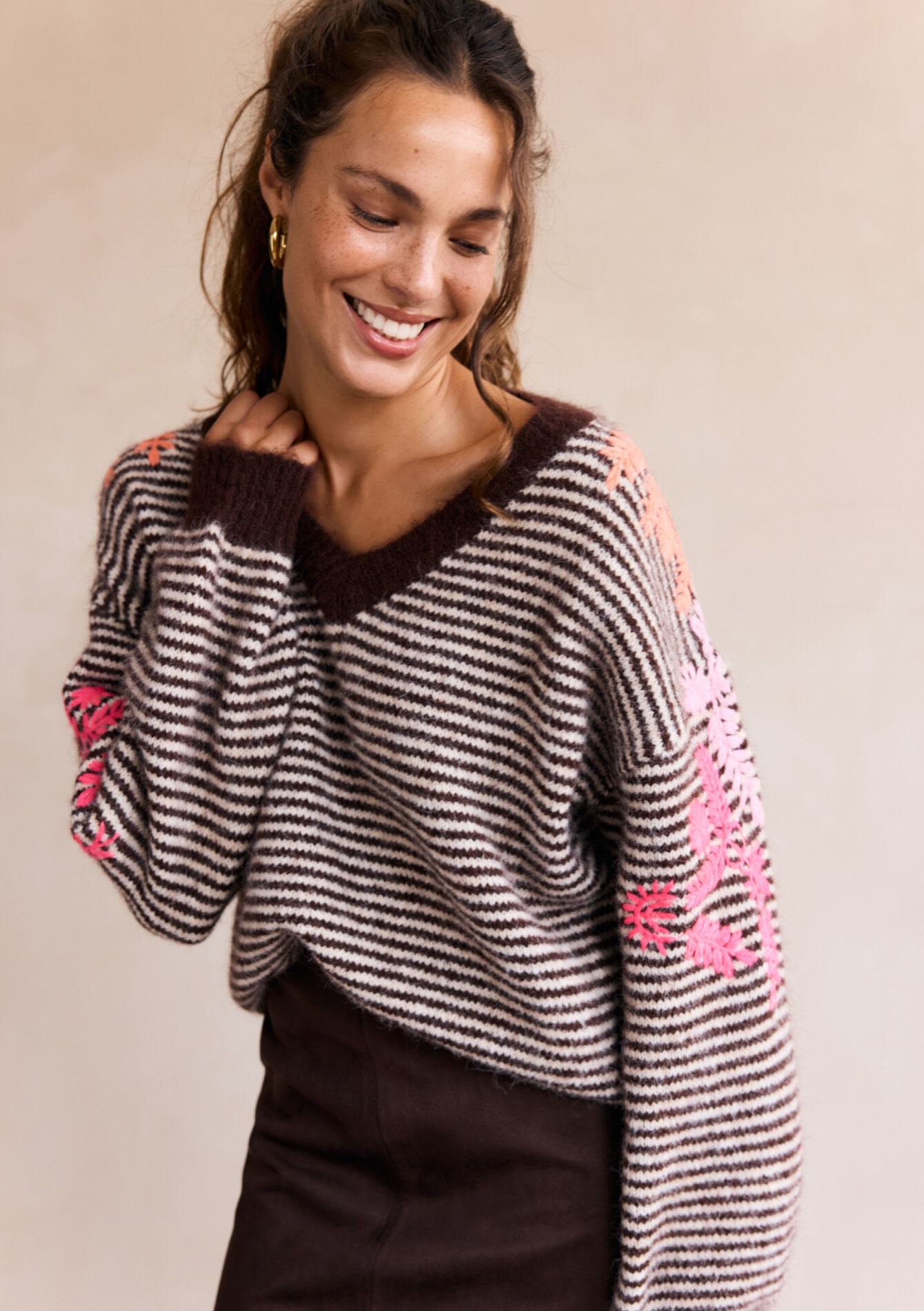 Gestreepte gebreide trui