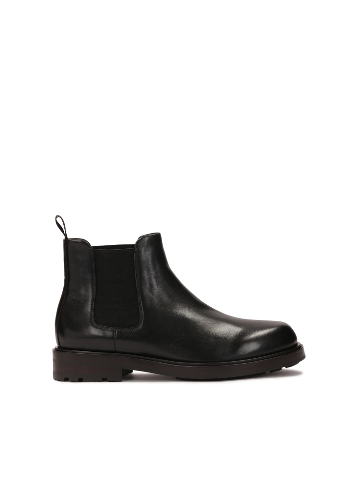 Classic black leather Chelsea boots