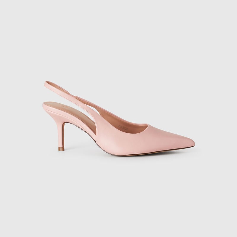 Pink pumps with heels