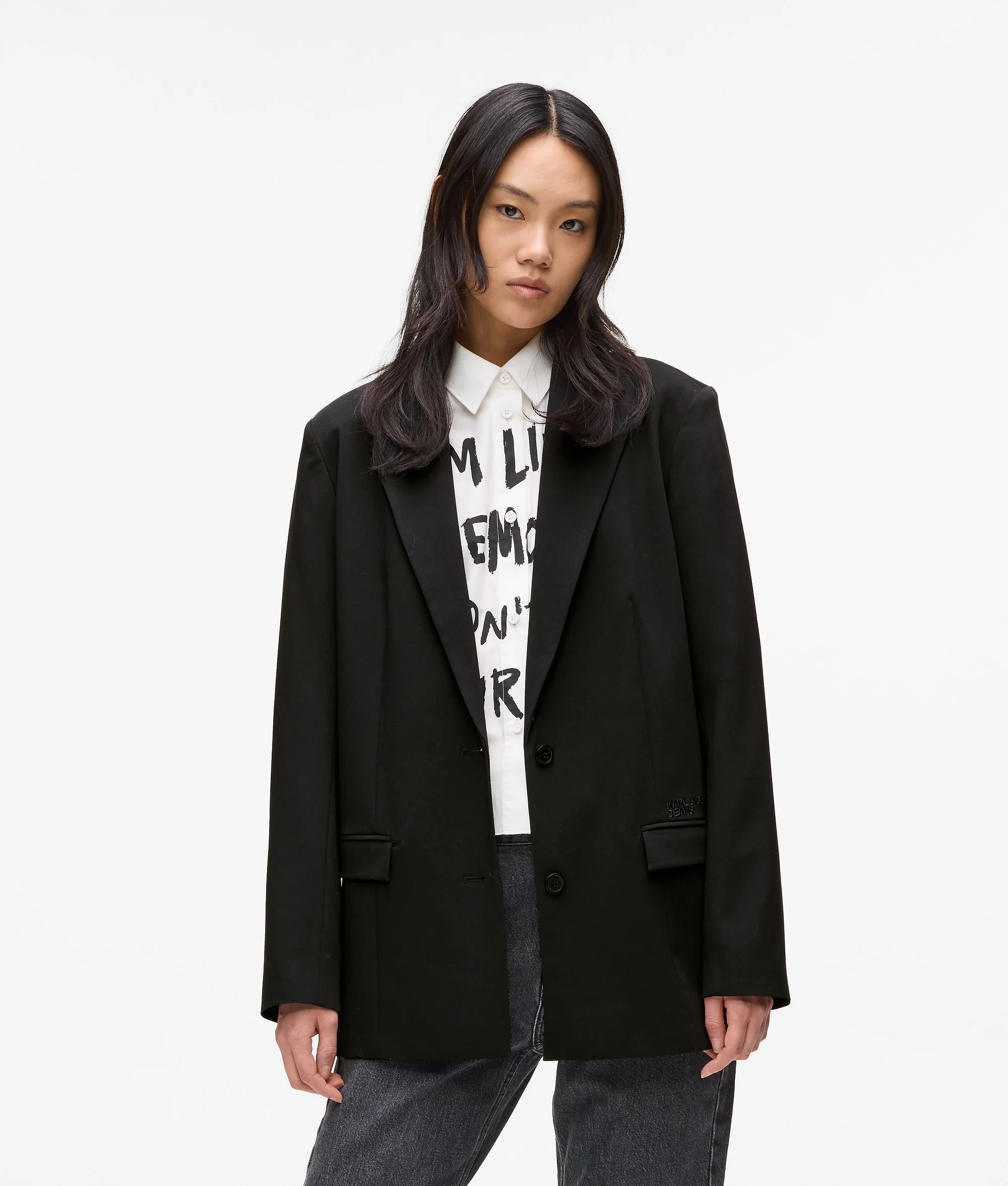 Blazer avec citation de Karl