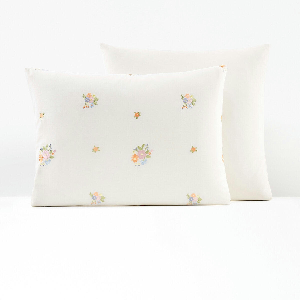 Taie d'oreiller percale de coton brodée, Hollyhill