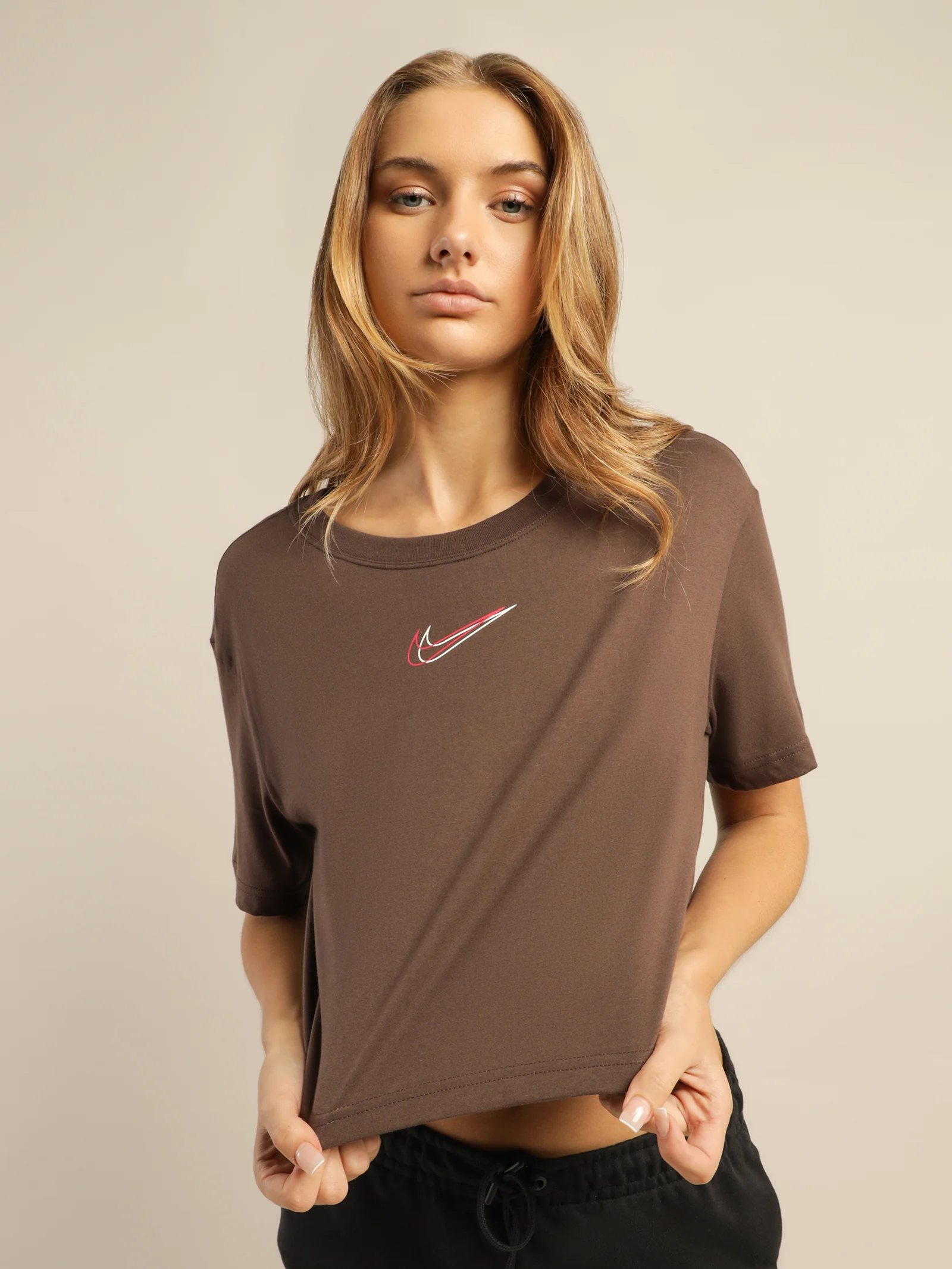 Nike Sportswear Crop Short Sleeve T-Shirt