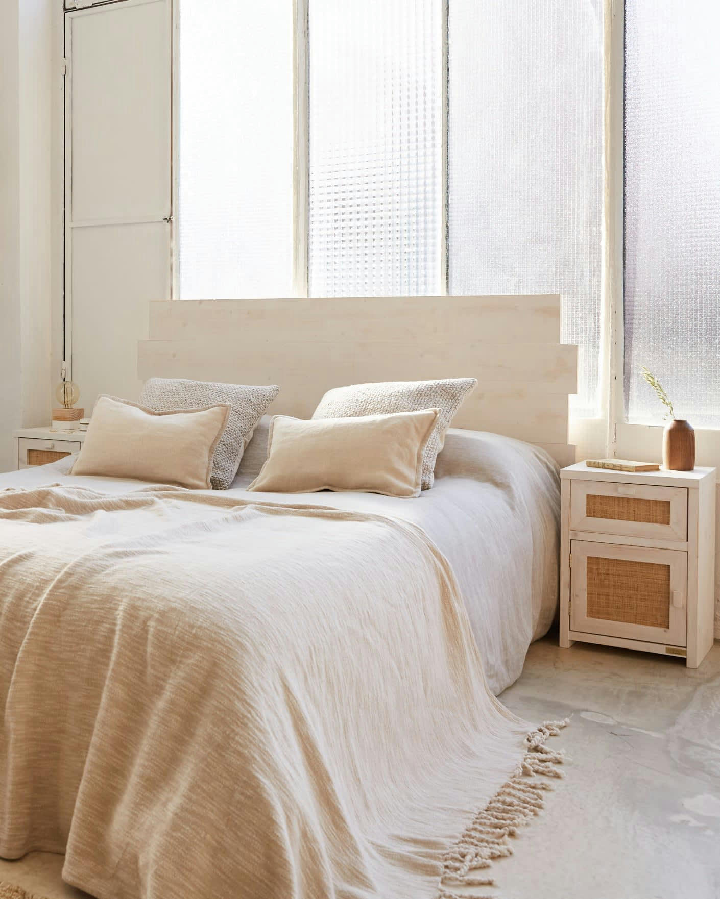 SIARA - Tête de lit en bois d'épicéa lit de 150 cm en couleur blanc vieilli