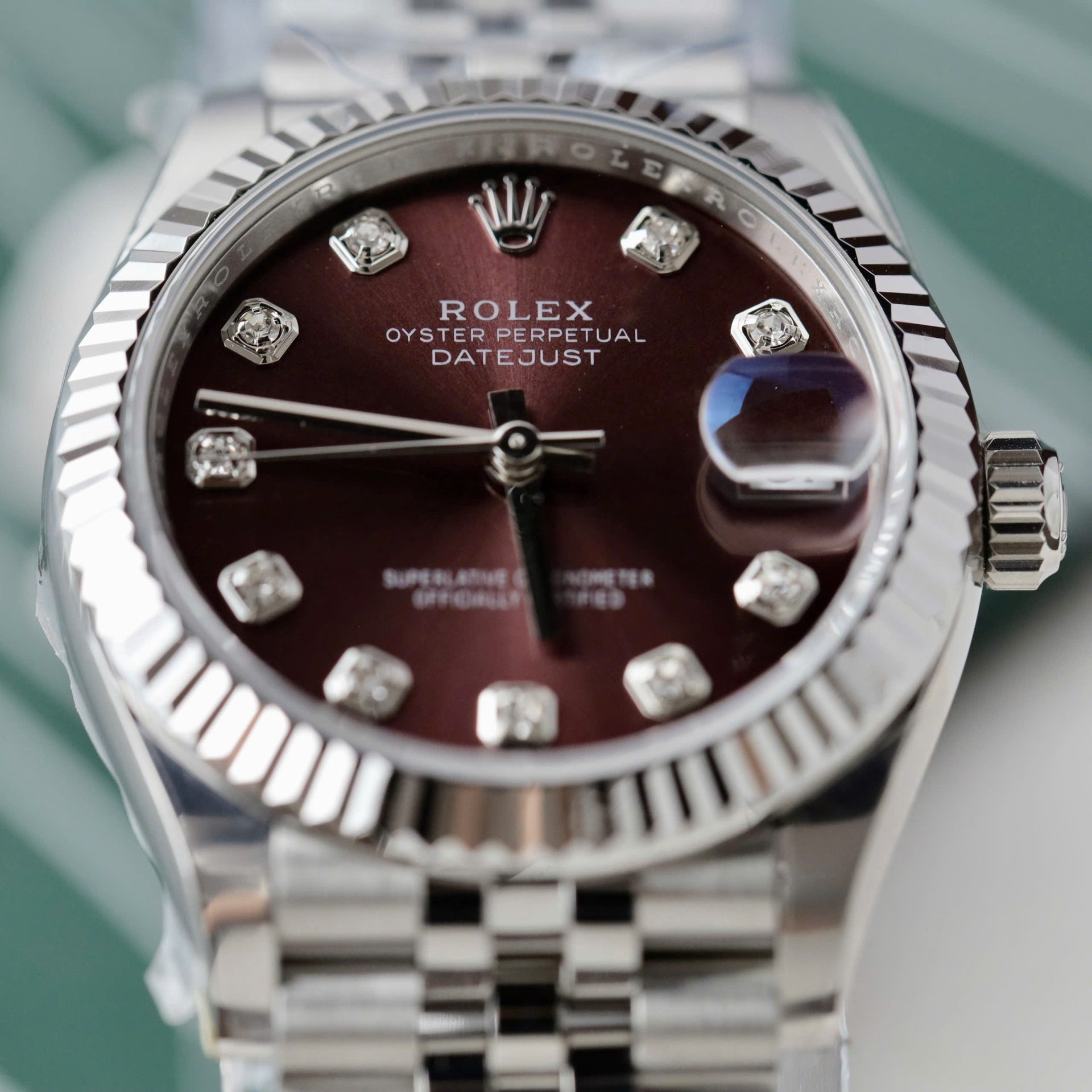 Rolex Datejust 316L Steel Wine Dial CZ Diamonds 31mm Jub THBF Replica