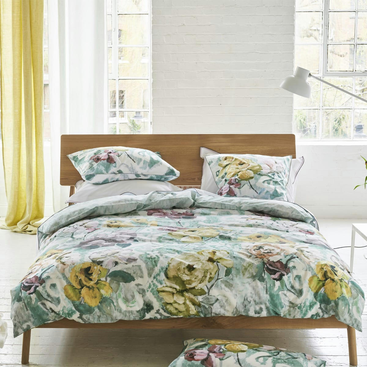 TAPESTRY FLOWER - Taie d'oreiller imprimée en percale de coton vert 65x65