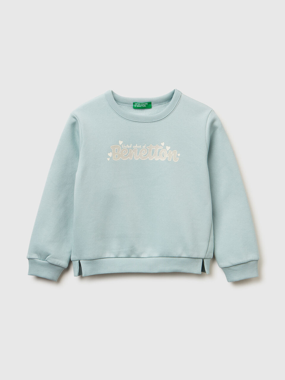 Pullover sweatshirt with glittery print