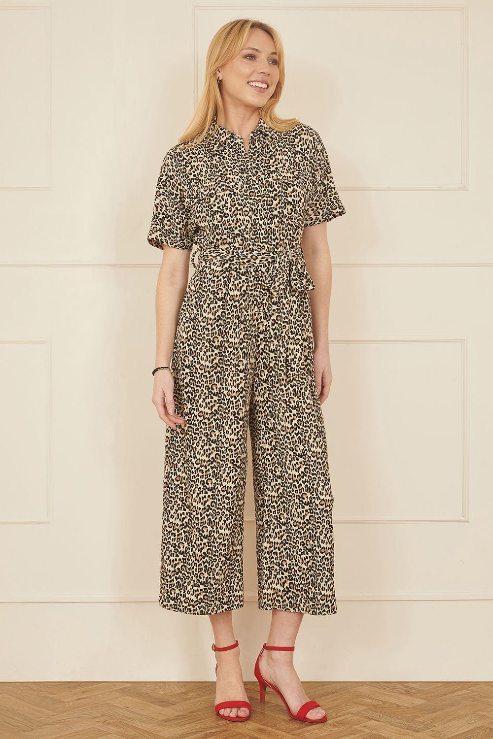 Yumi Brown Leopard Print Pleated Fabric Jumpsuit