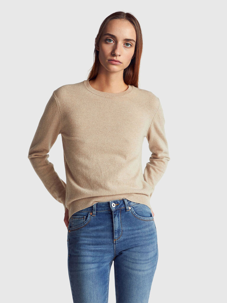 Beige crew neck sweater in pure Merino wool