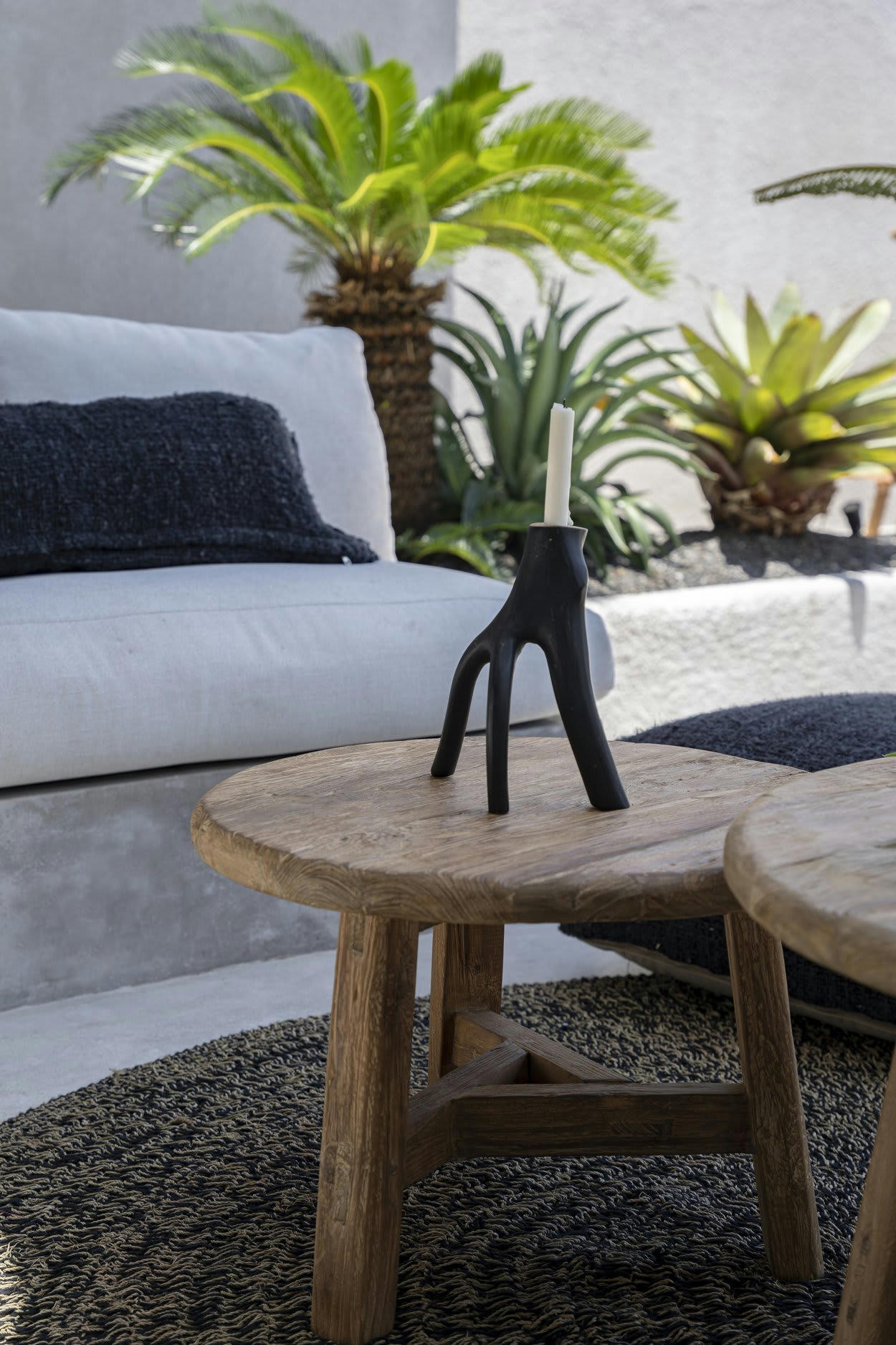 TRIPLE TWIG - Bougeoir en cotBougeoir en bois de teck noir et coquillage