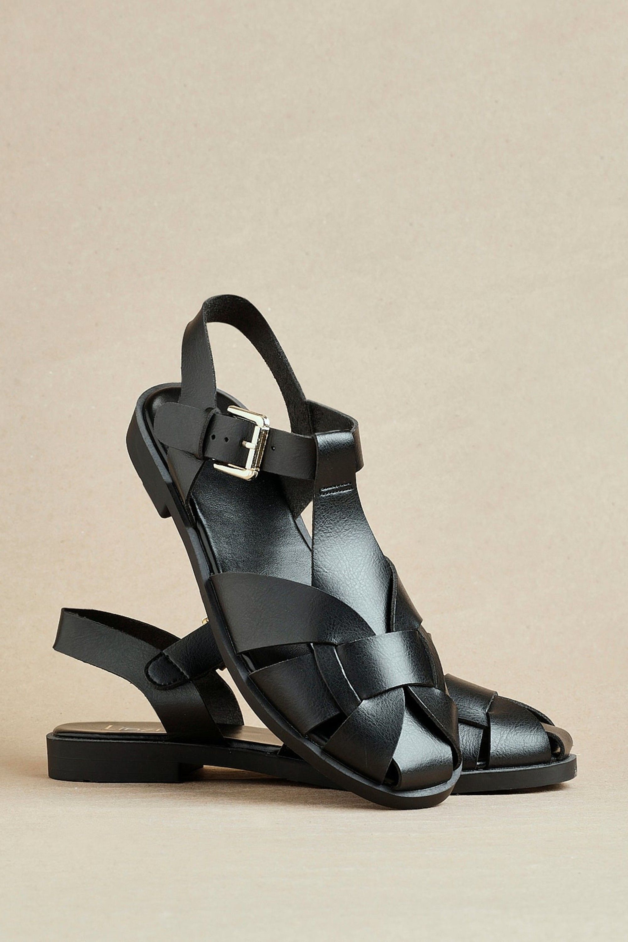 Linzi Rhoda Black Flat Fisherman Sandals
