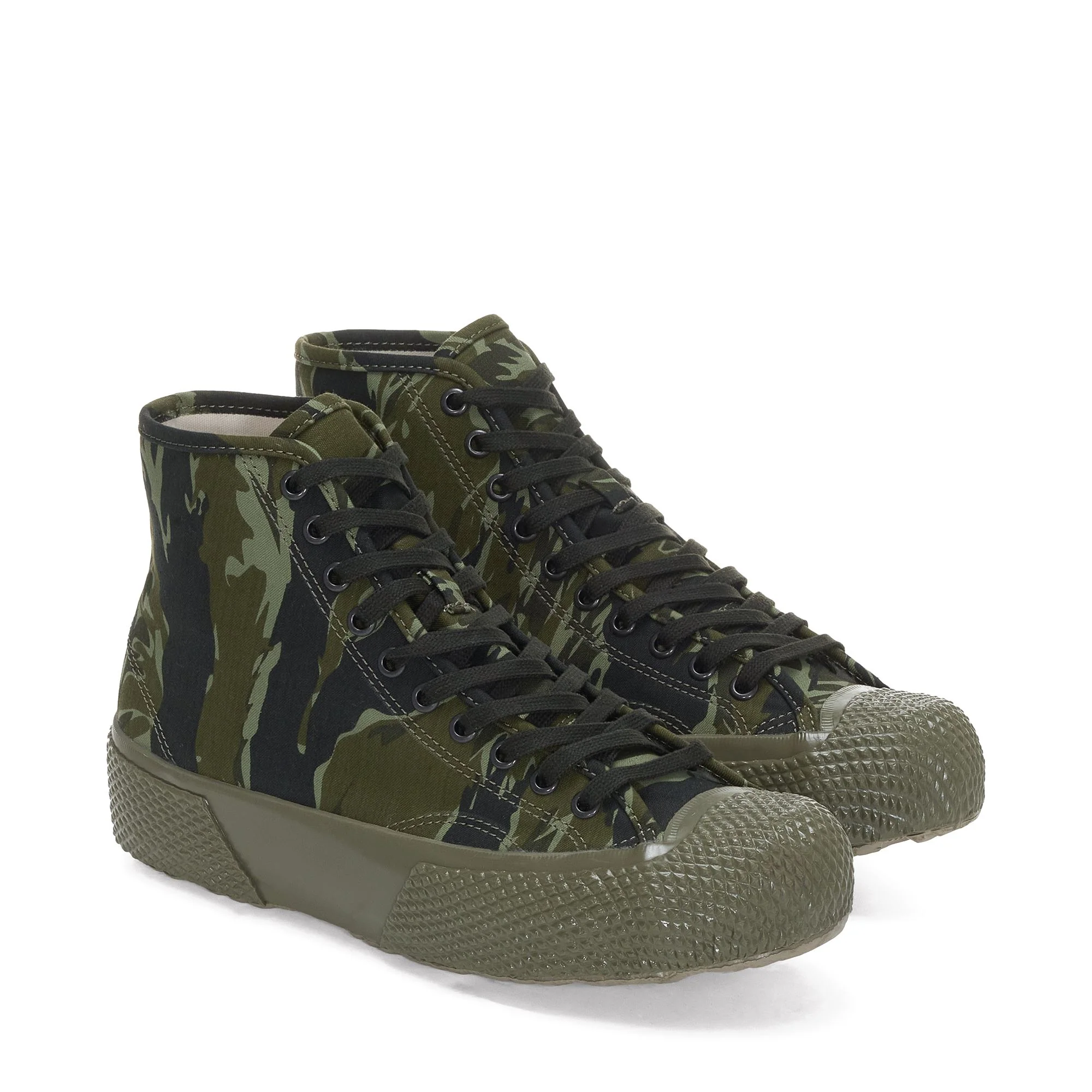 2435 TIGER CAMO