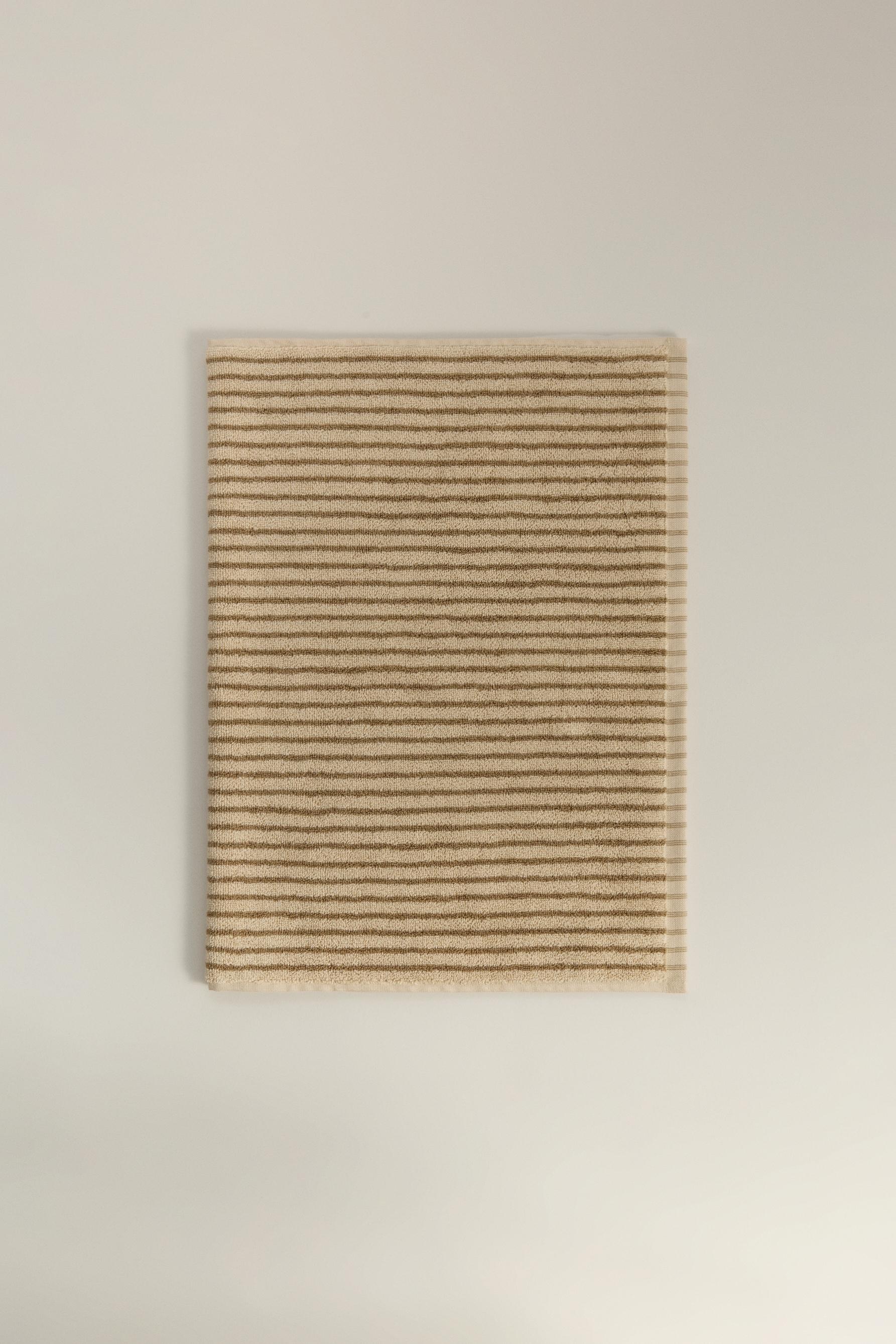 Alfombra de baño rayas 70 x 50 cm