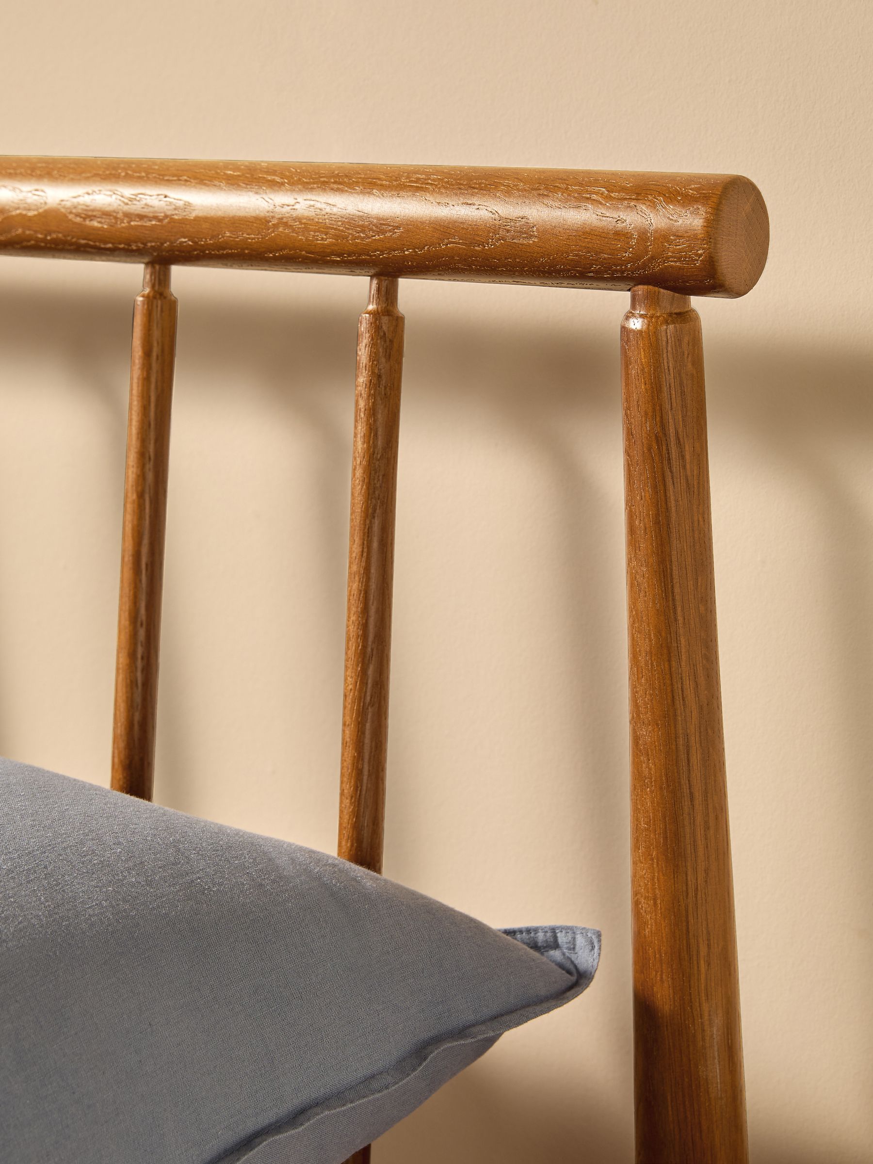Penn Bed in Dark Stain Oak