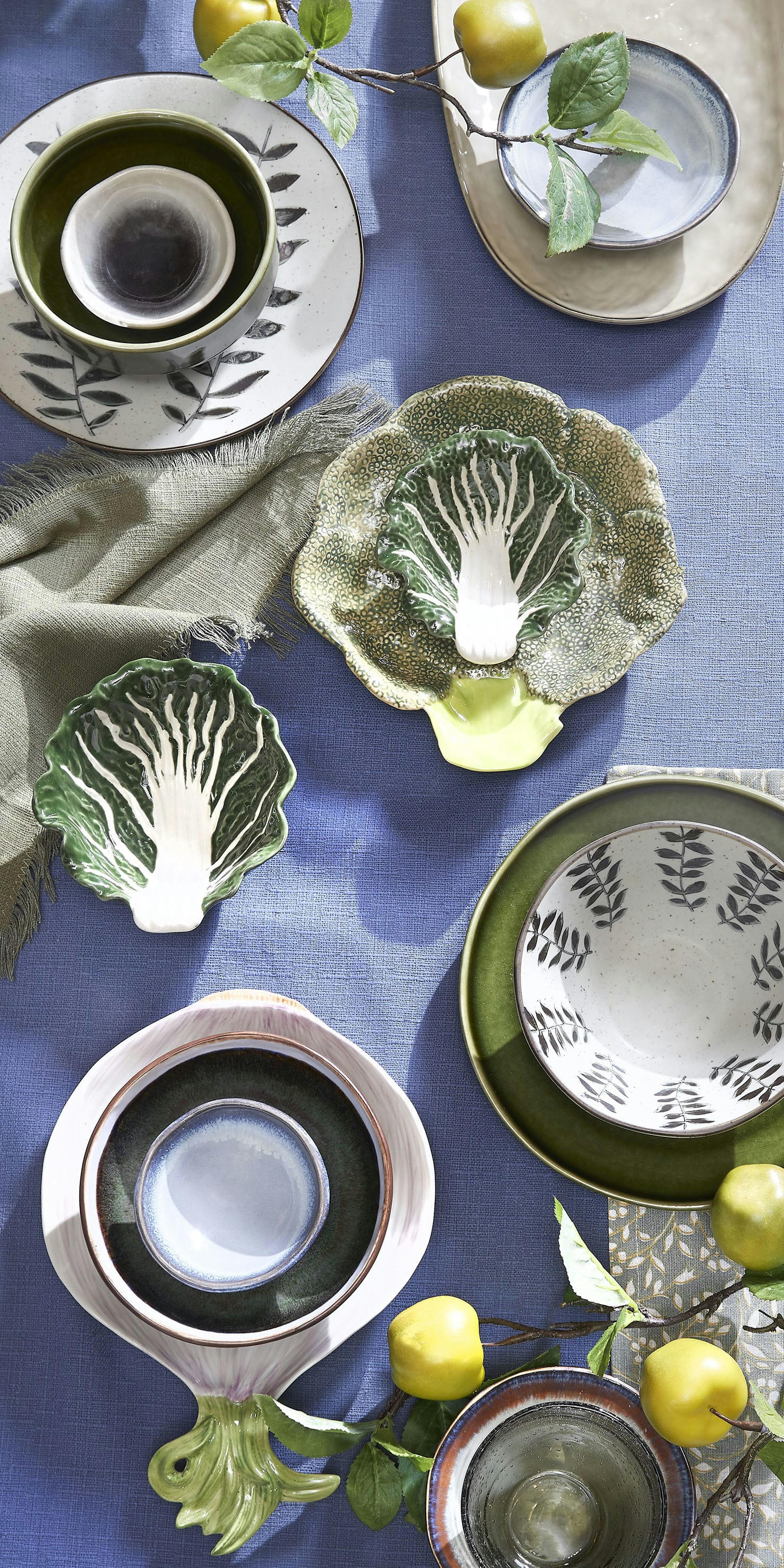 - Bols en forme de choux céramique vert foncé L11,5