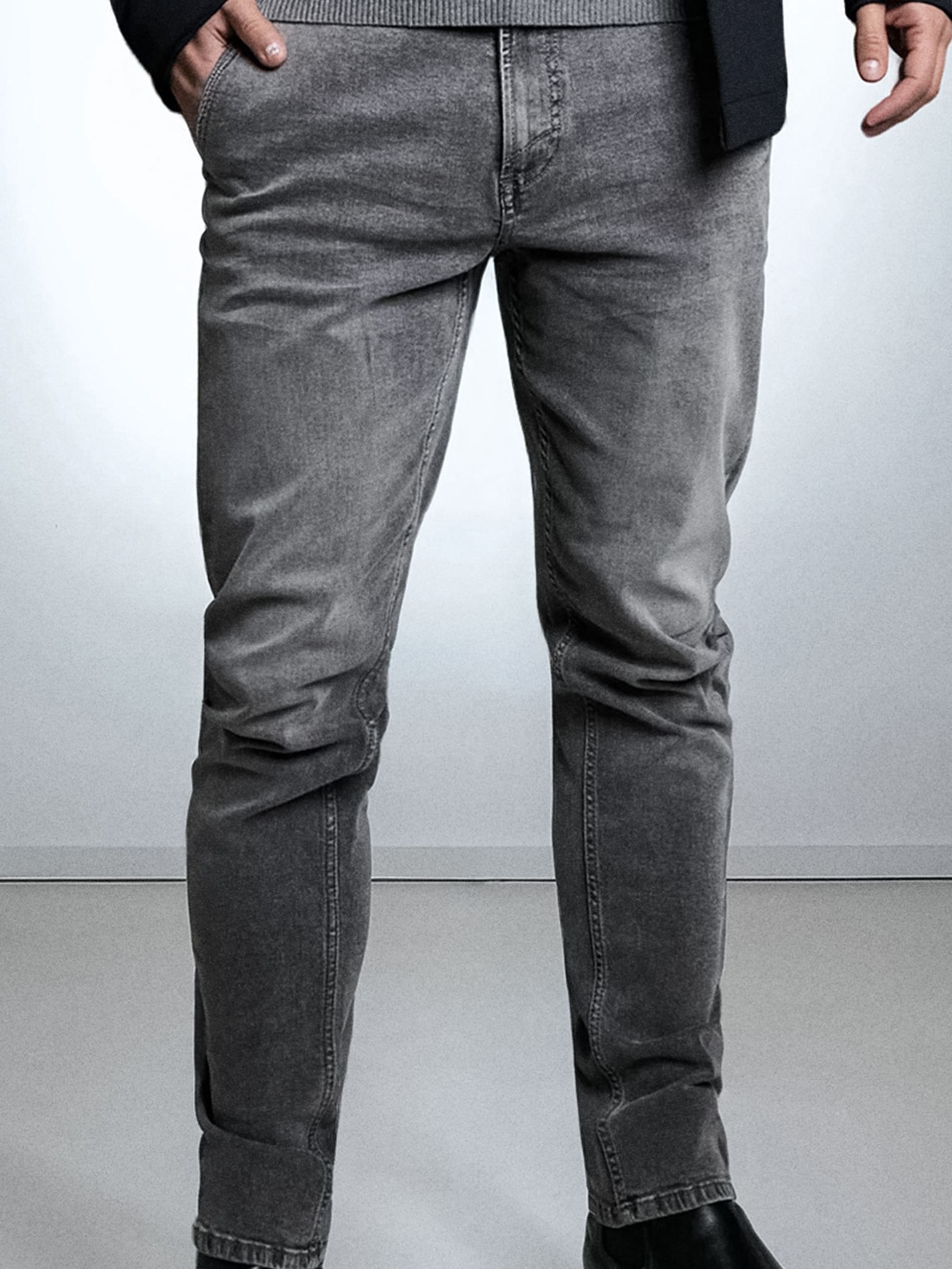 Spodnie jeansowe chino slim fit