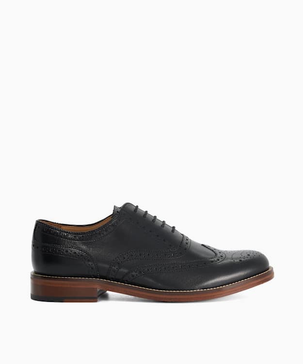Sadwell Black - Leather Brogue Shoes