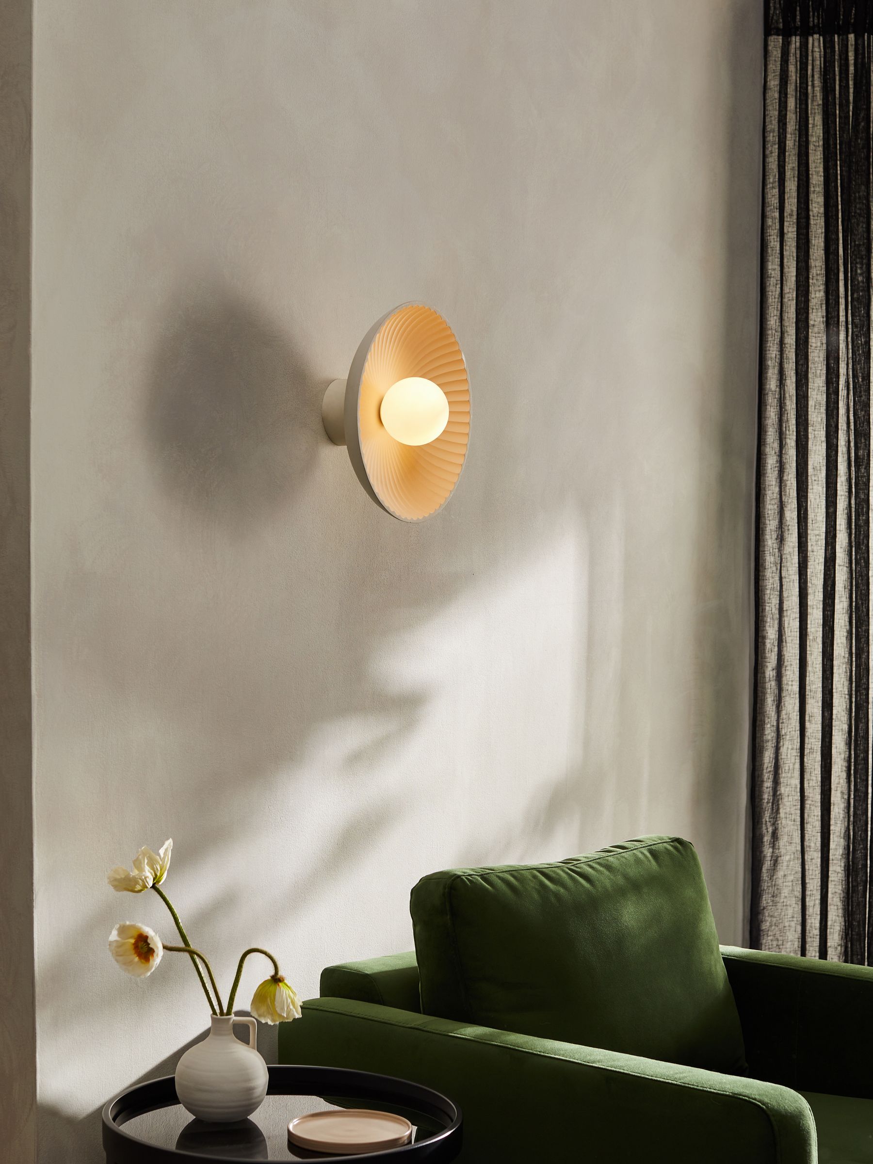 Eliya Wall Light in White