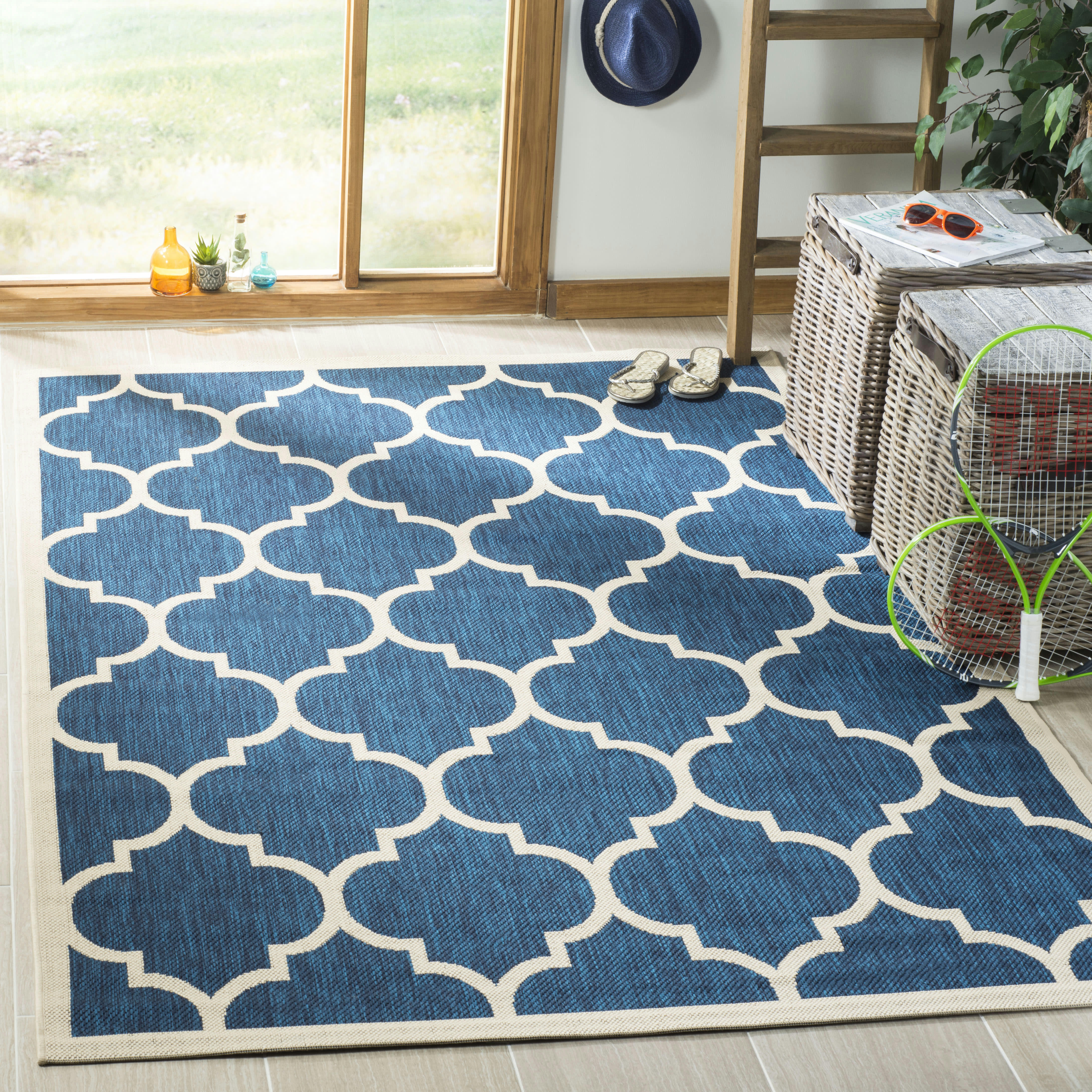 COURTYARD - Tapis interieur & exterieur en bleu marine & beige, 79 x 152 cm
