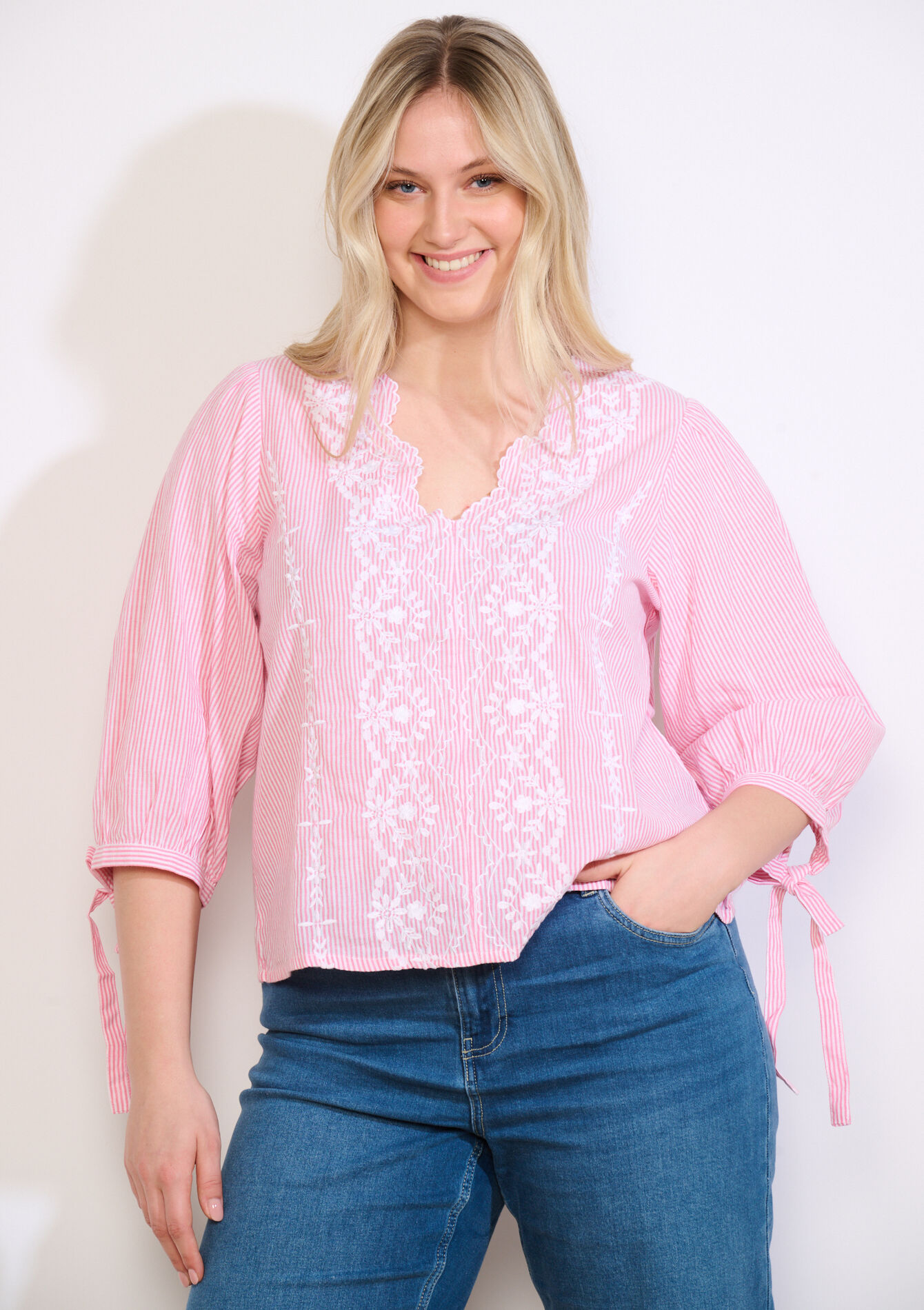 Geborduurde gestreepte blouse