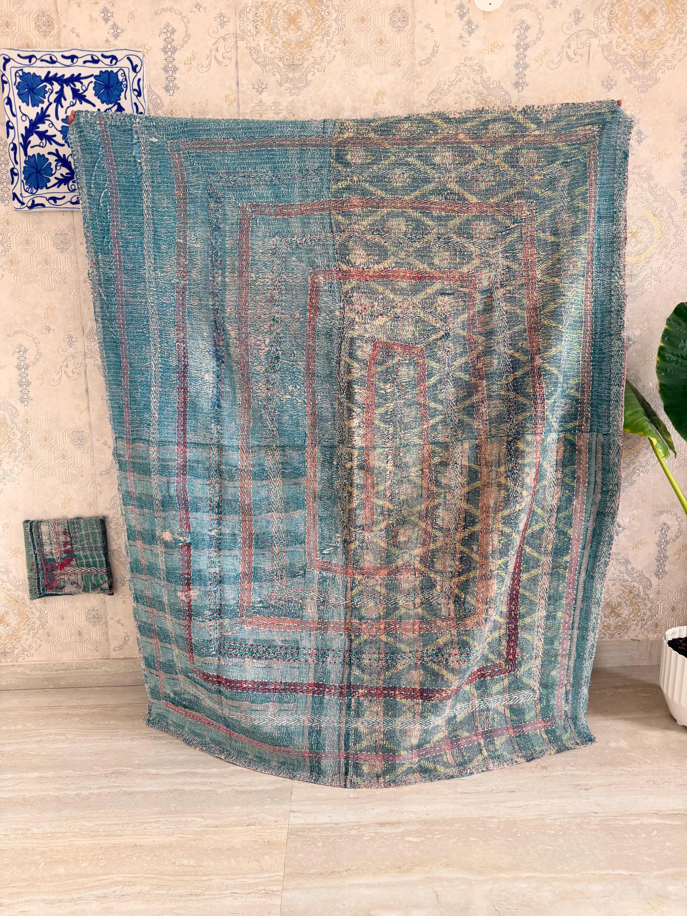 Vintage Cotton Kantha Quilt Throw – Handmade Reversible Boho Bedspread