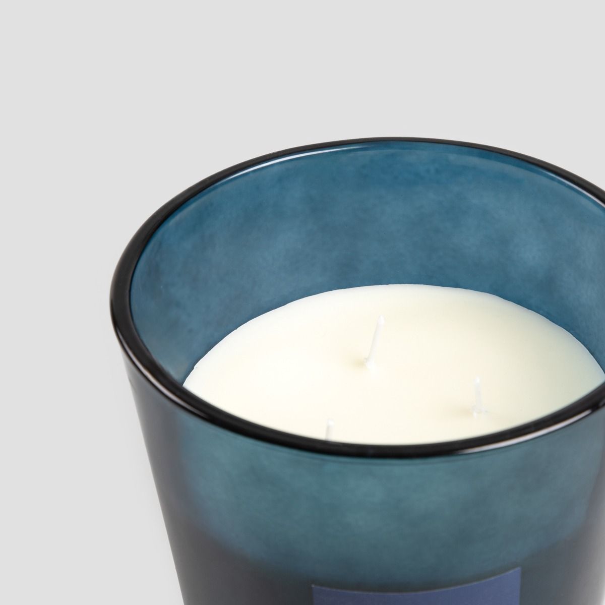Świeca zapachowa EMBER Intense Noir 700 g