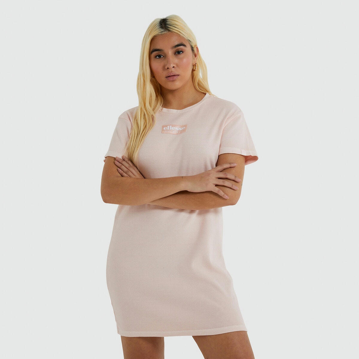 Robe T-shirt côtelée Vivere logo patch satin