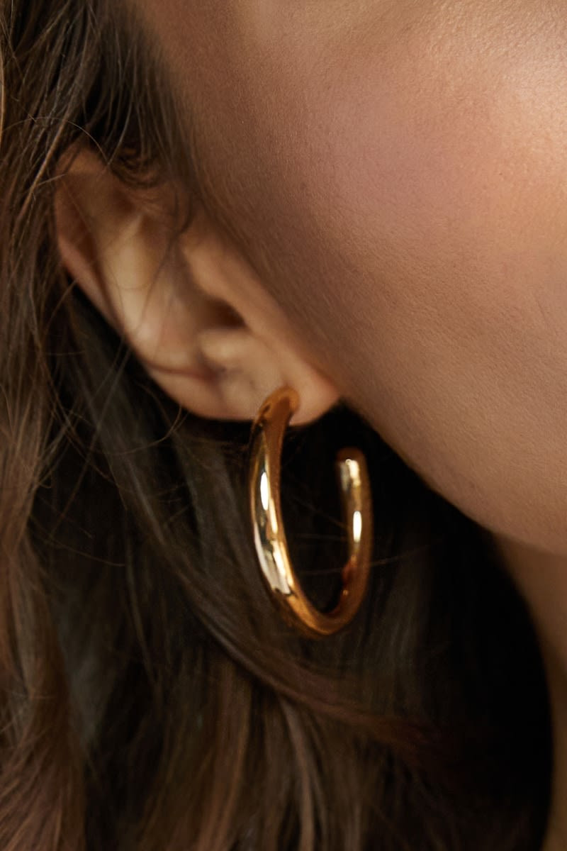 Morgan Huggie Hoop Set