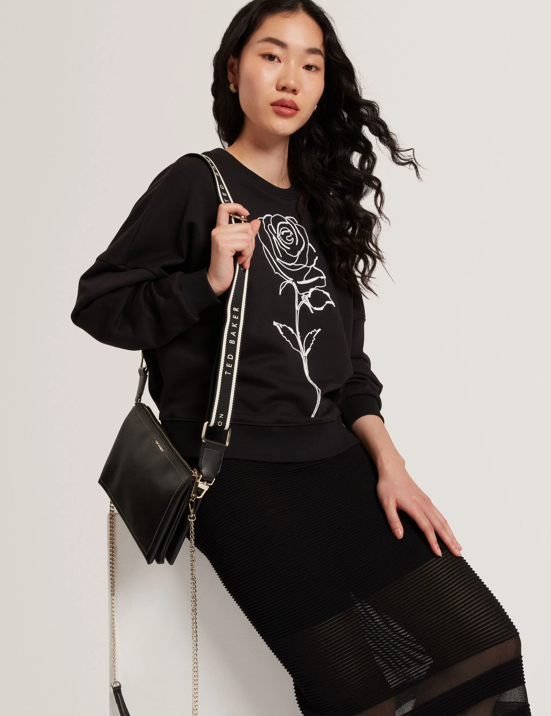 LARINDA | BLACK