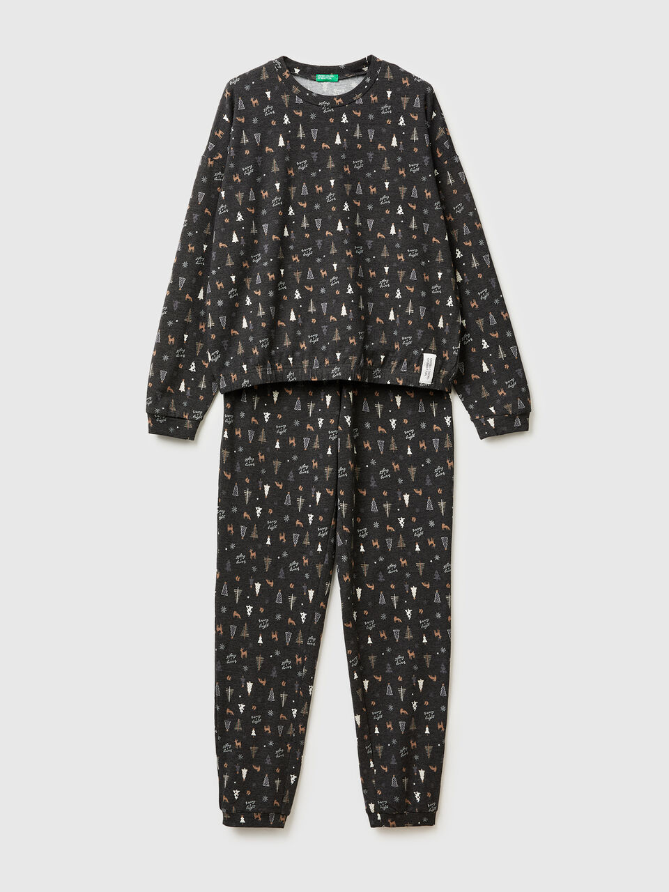 Pyjamas with Christmas print