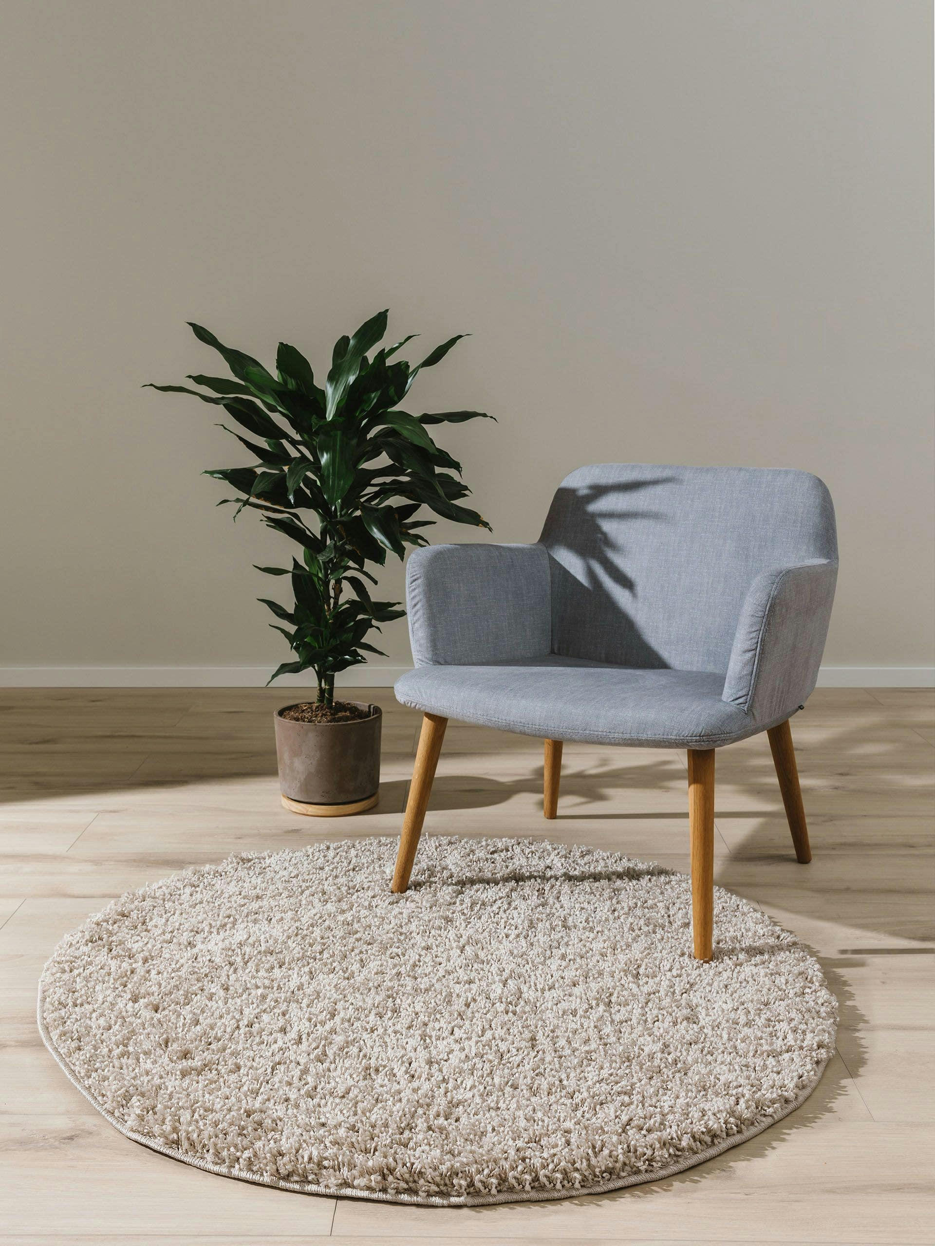 SOHO - Tapis à poils longs beige D 120 rond