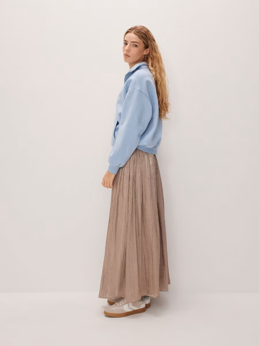 Skirt With Shiny Effect