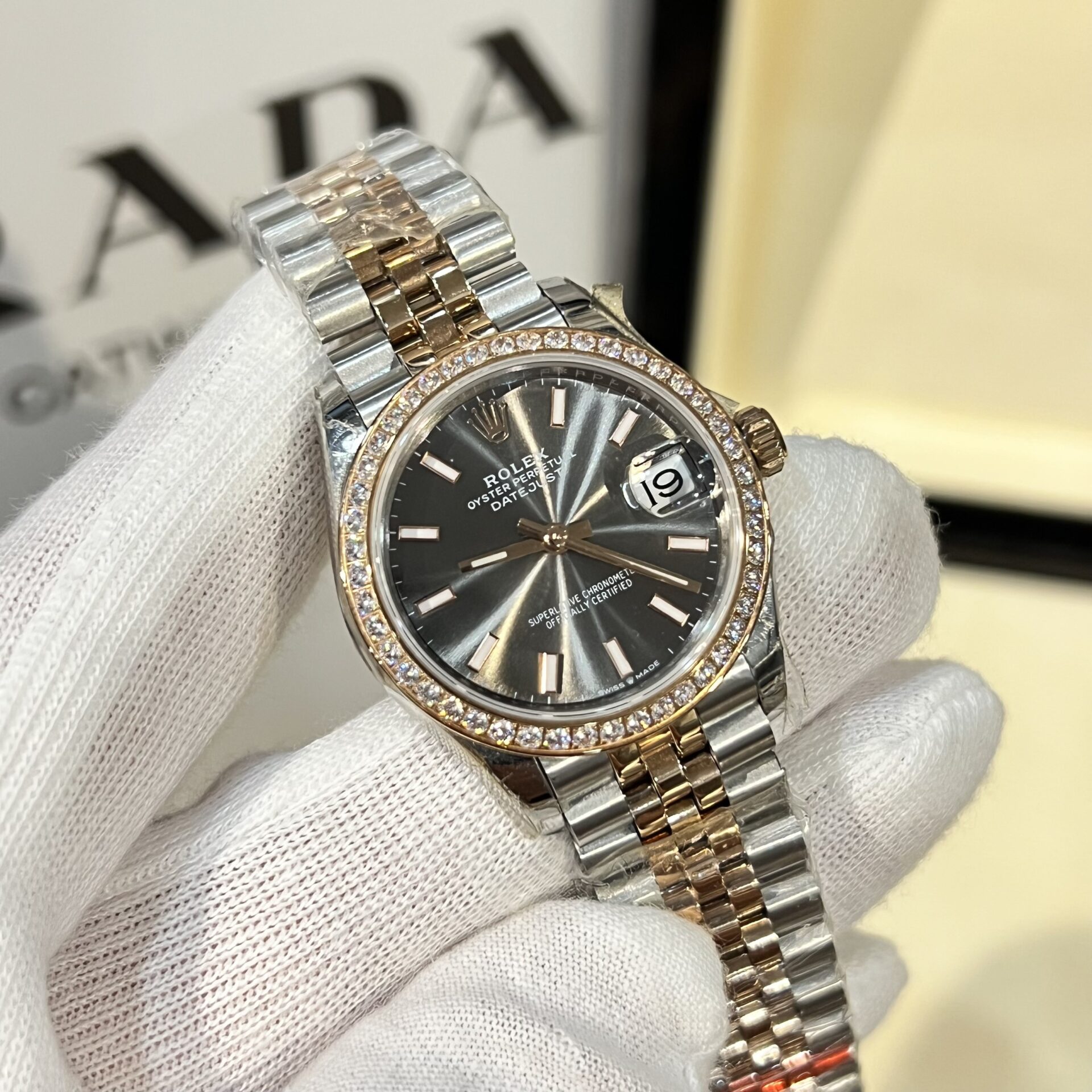 Rolex Datejust SS/RG Plated Grey Dial CZ Diamonds 31mm Jub EWF Replica