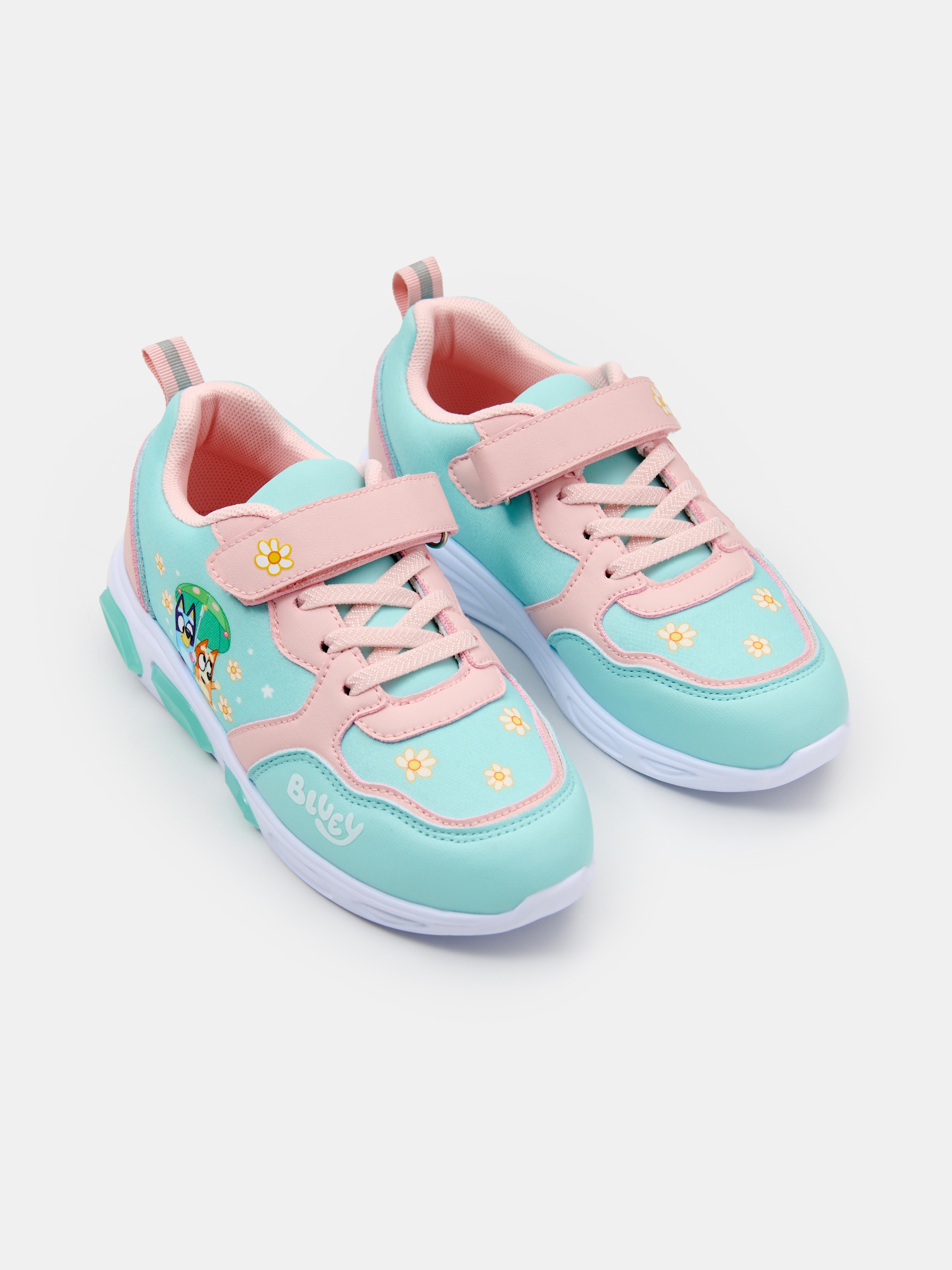 Lekkie sneakersy ze świecącą podeszwą LED Bluey