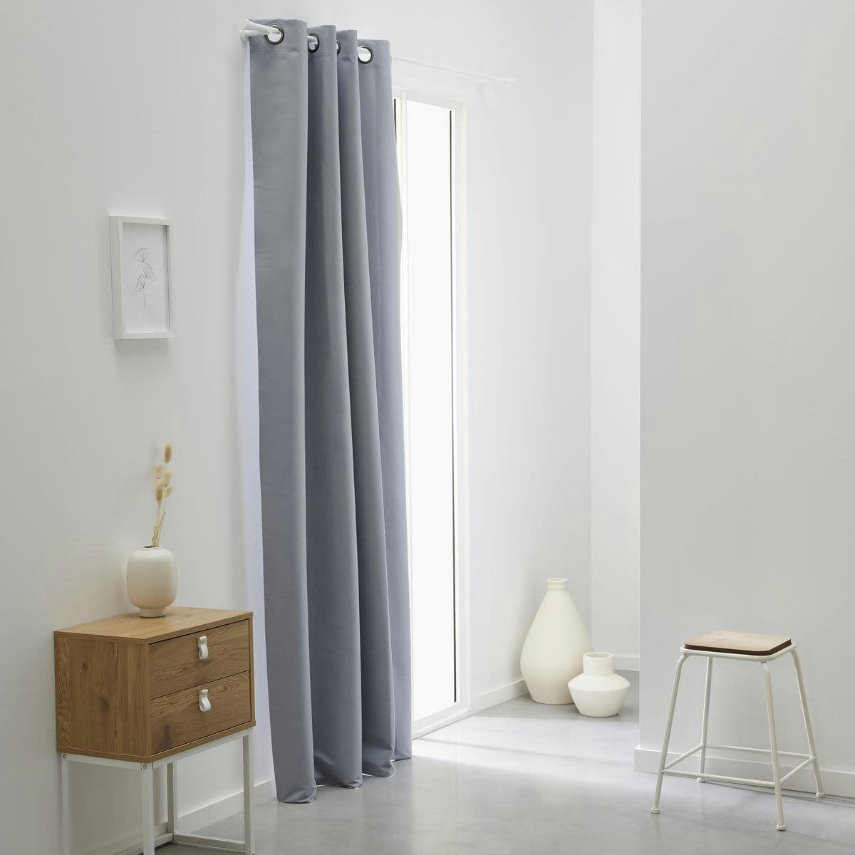 - Rideau ultra occultant en Polyester Gris clair 140x240 cm