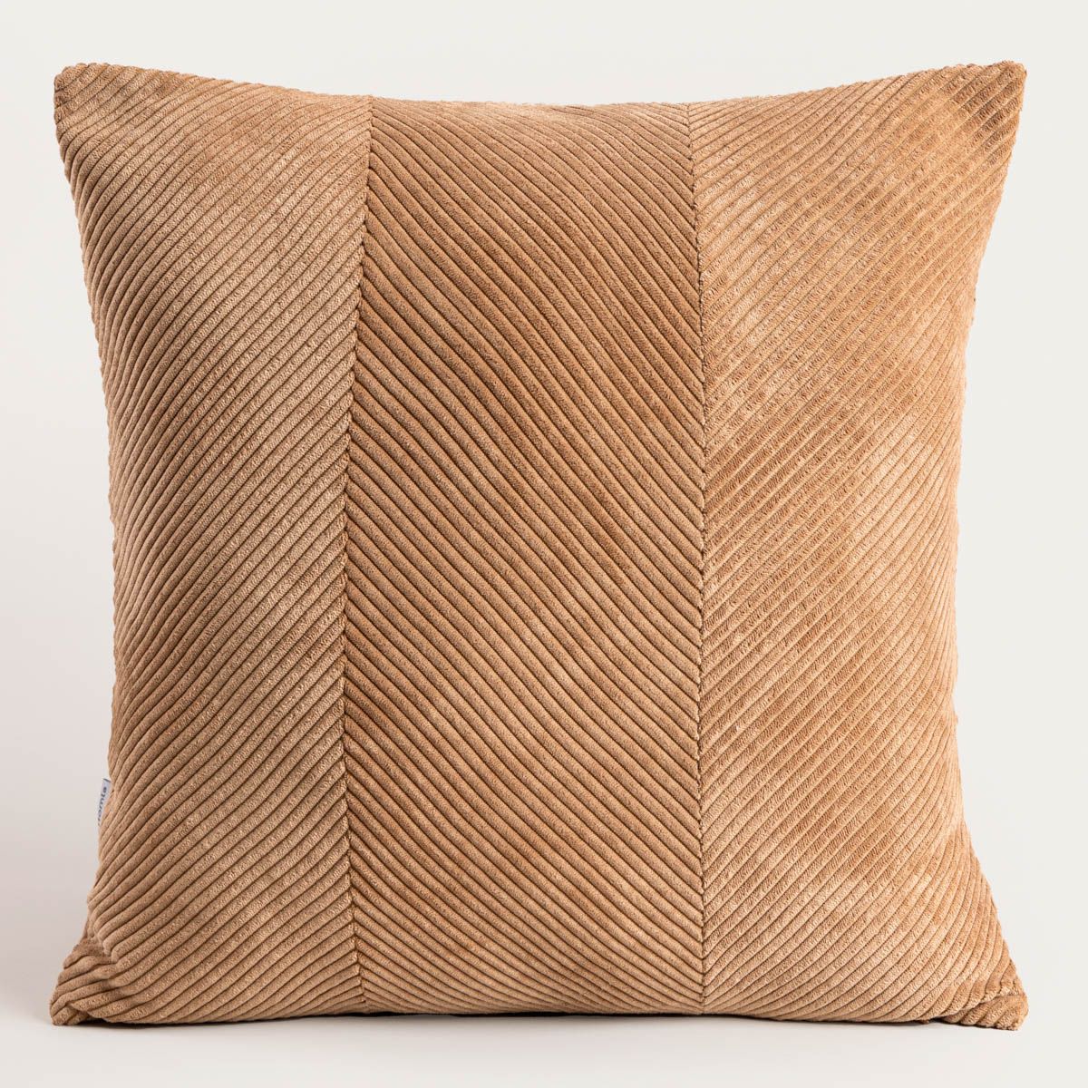 Poszewka FALLERE ze sztruksowym wzorem brązowa 45x45 cm