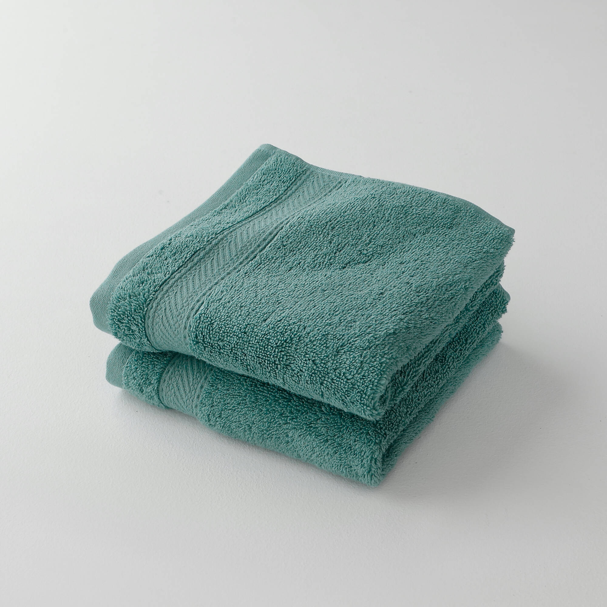 Collection serviettes de bain unies 540g/m2 confort luxe