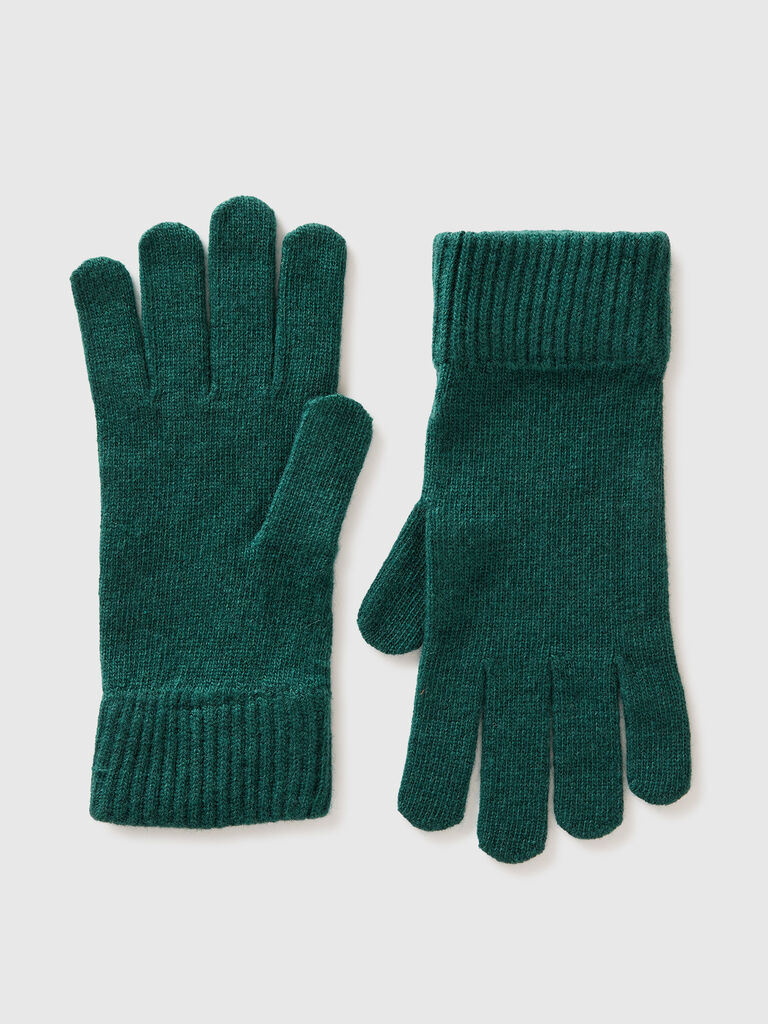 Gloves in pure virgin wool
